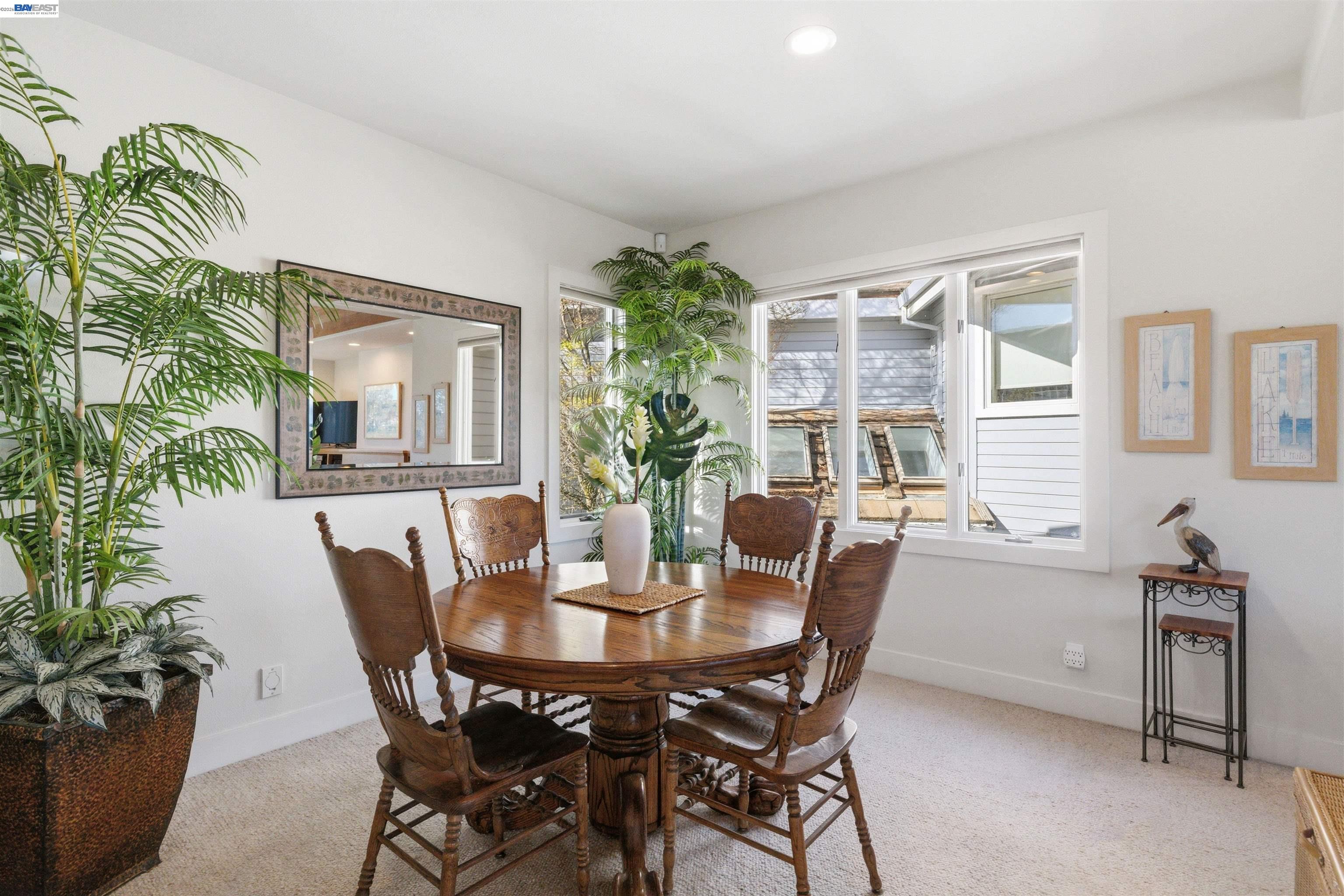Detail Gallery Image 11 of 60 For 126 Frederick St, Santa Cruz,  CA 95062 - 3 Beds | 2 Baths