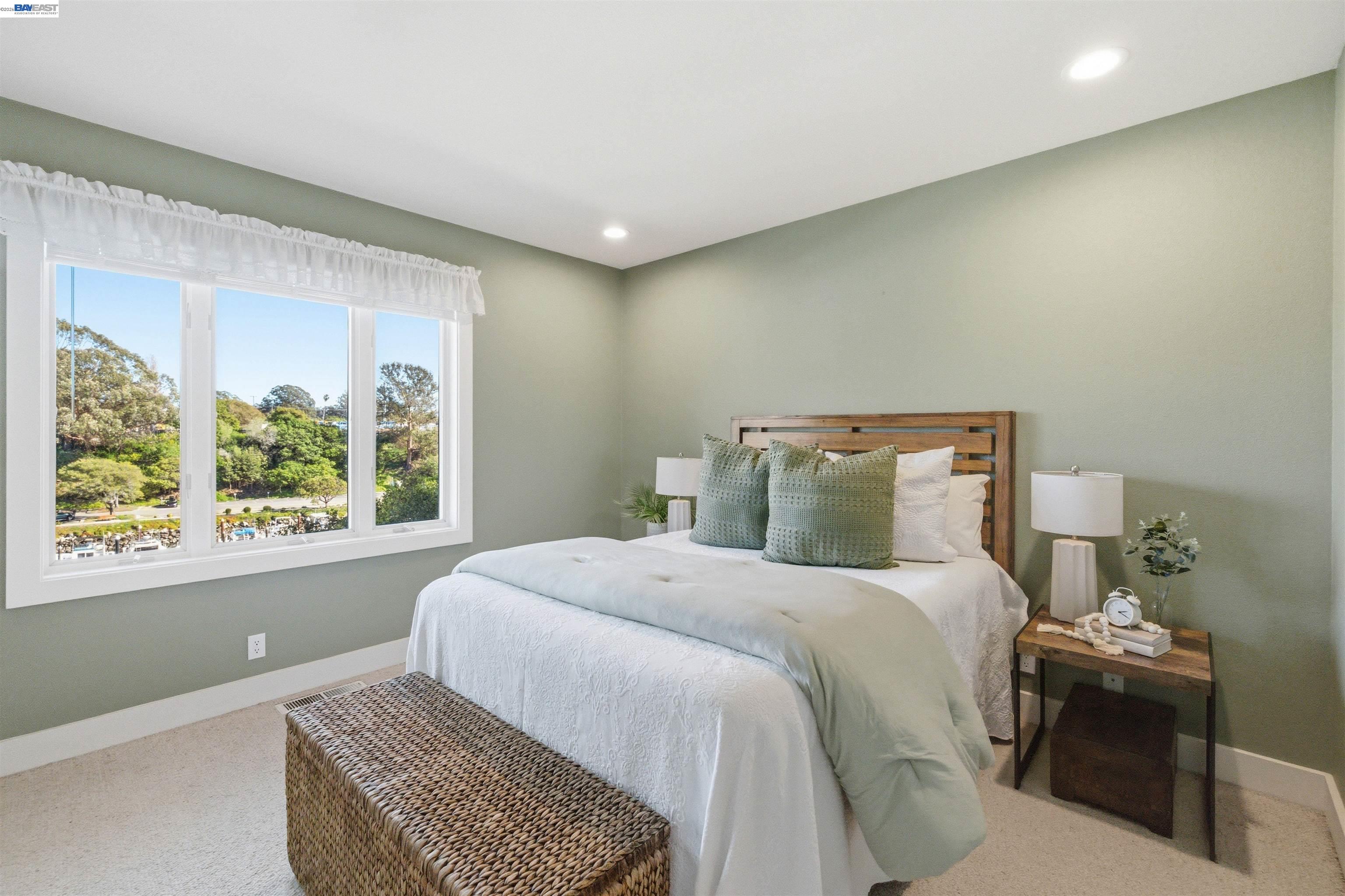 Detail Gallery Image 16 of 60 For 126 Frederick St, Santa Cruz,  CA 95062 - 3 Beds | 2 Baths