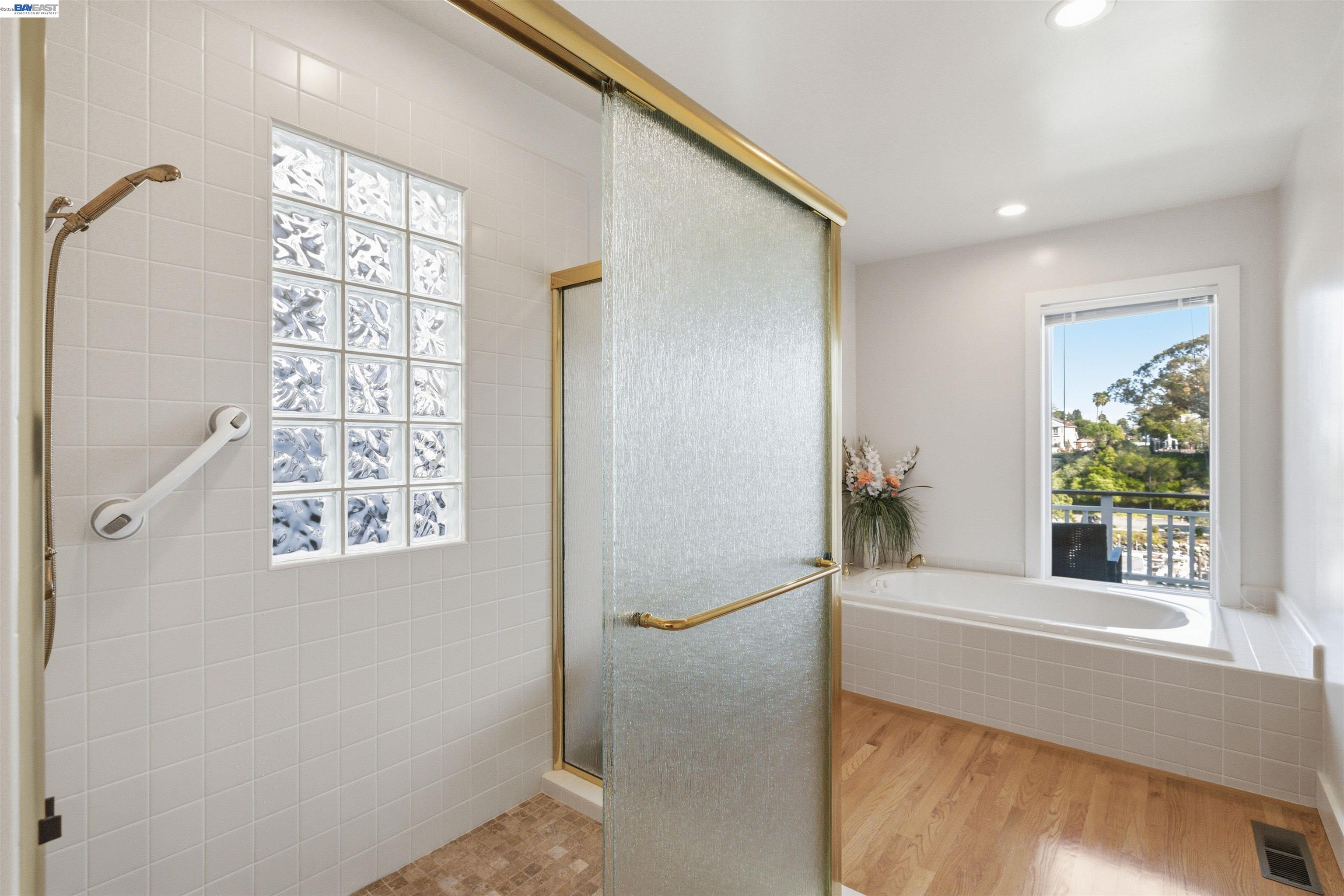 Detail Gallery Image 22 of 60 For 126 Frederick St, Santa Cruz,  CA 95062 - 3 Beds | 2 Baths
