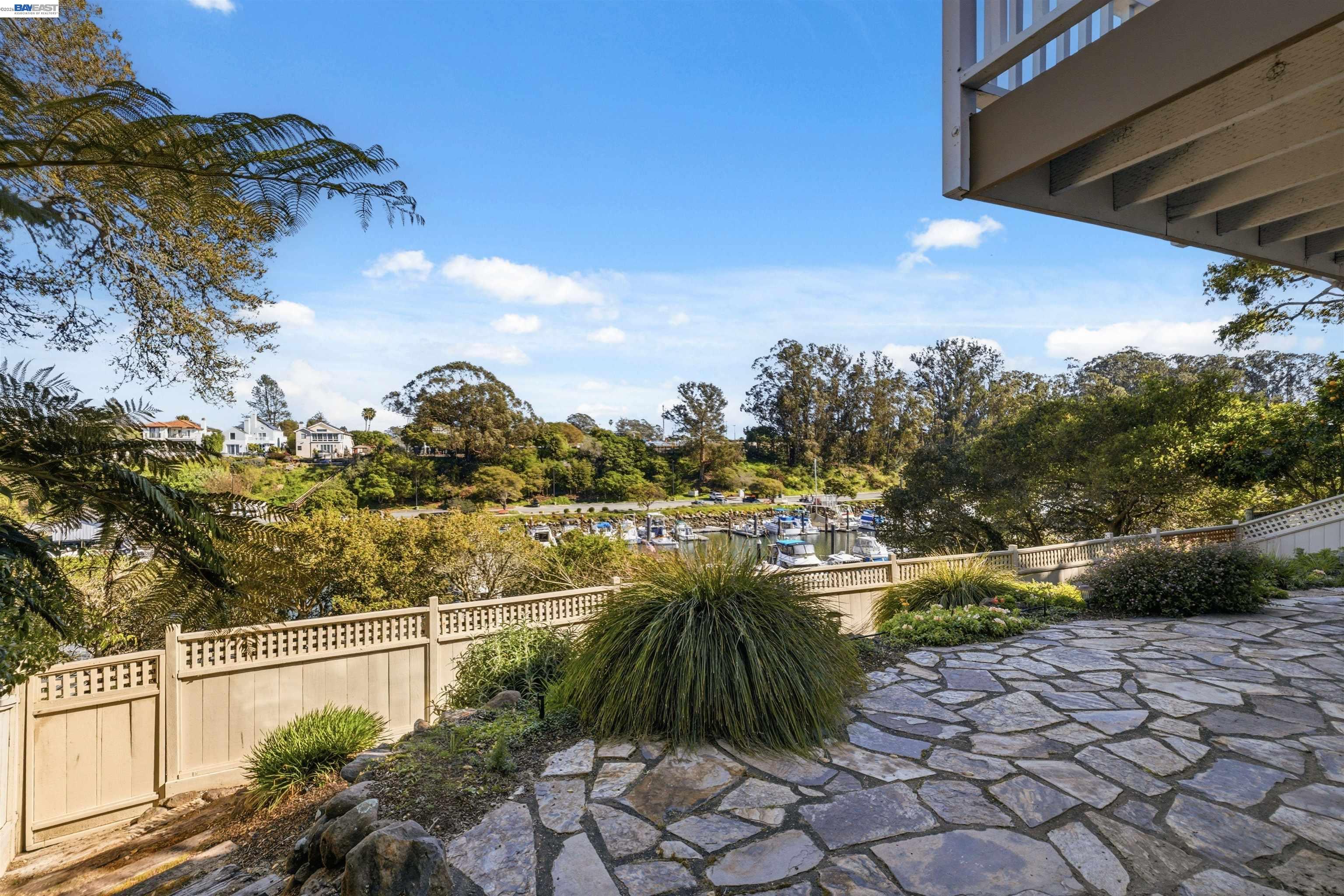 Detail Gallery Image 30 of 60 For 126 Frederick St, Santa Cruz,  CA 95062 - 3 Beds | 2 Baths