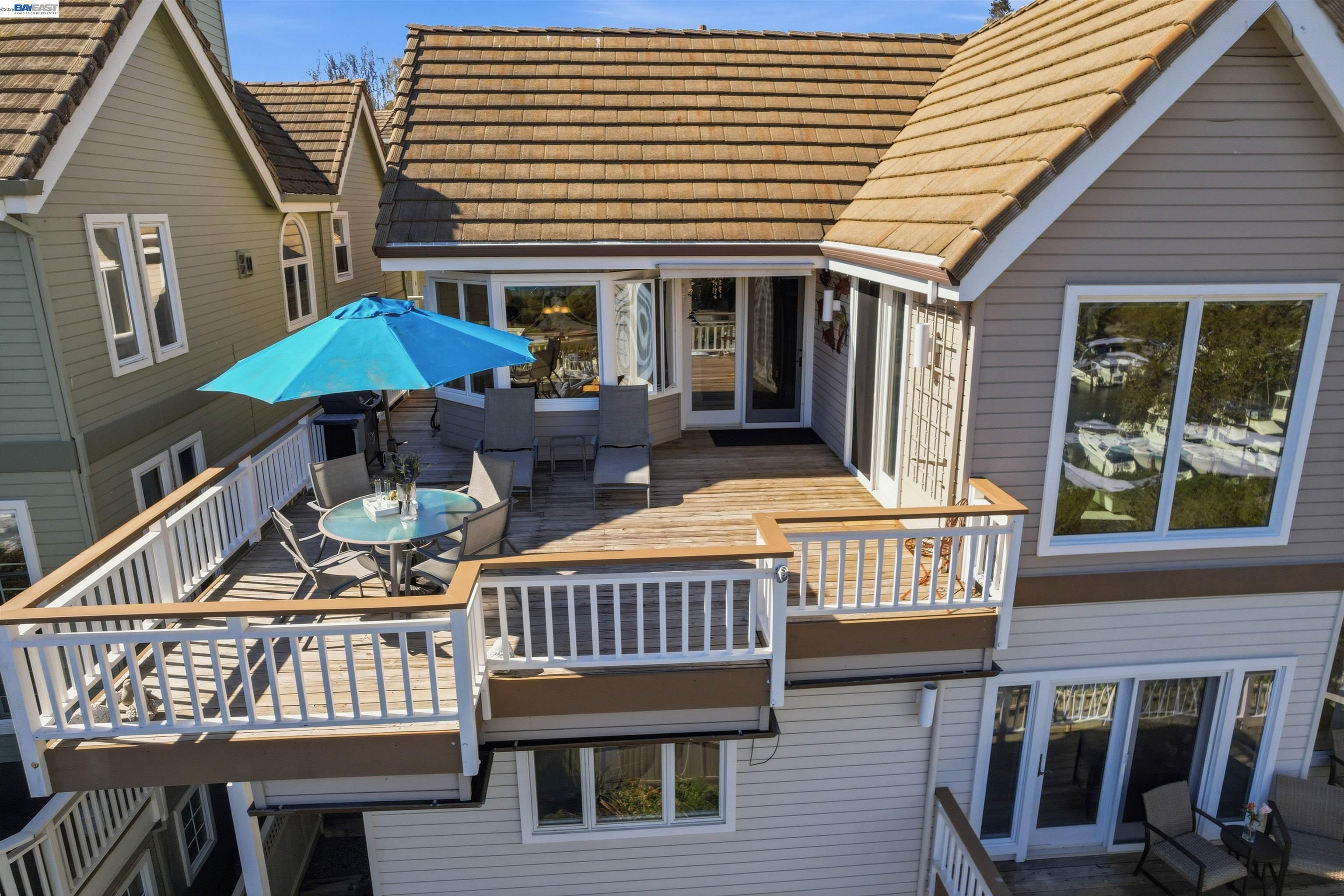 Detail Gallery Image 37 of 60 For 126 Frederick St, Santa Cruz,  CA 95062 - 3 Beds | 2 Baths