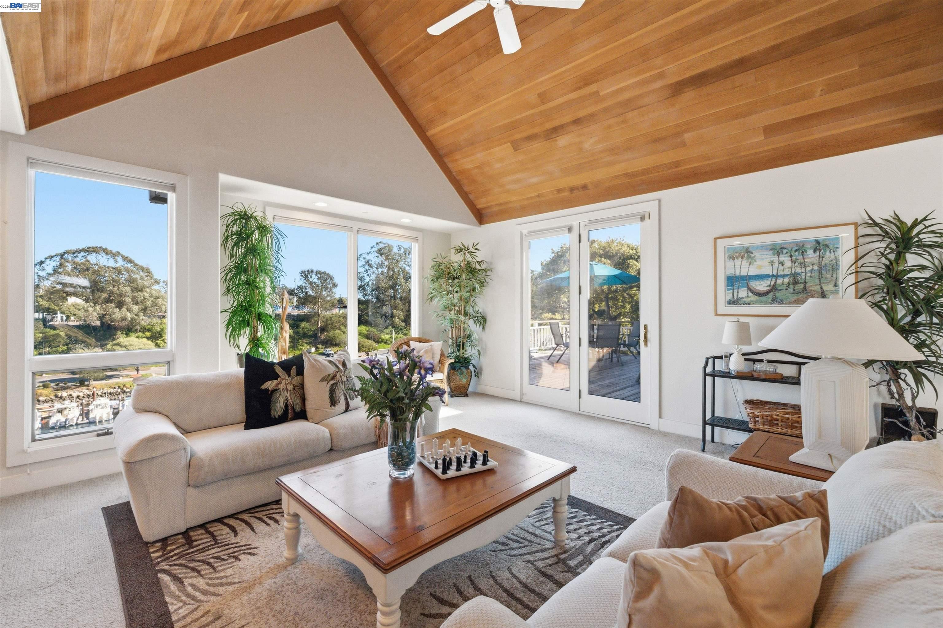 Detail Gallery Image 5 of 60 For 126 Frederick St, Santa Cruz,  CA 95062 - 3 Beds | 2 Baths