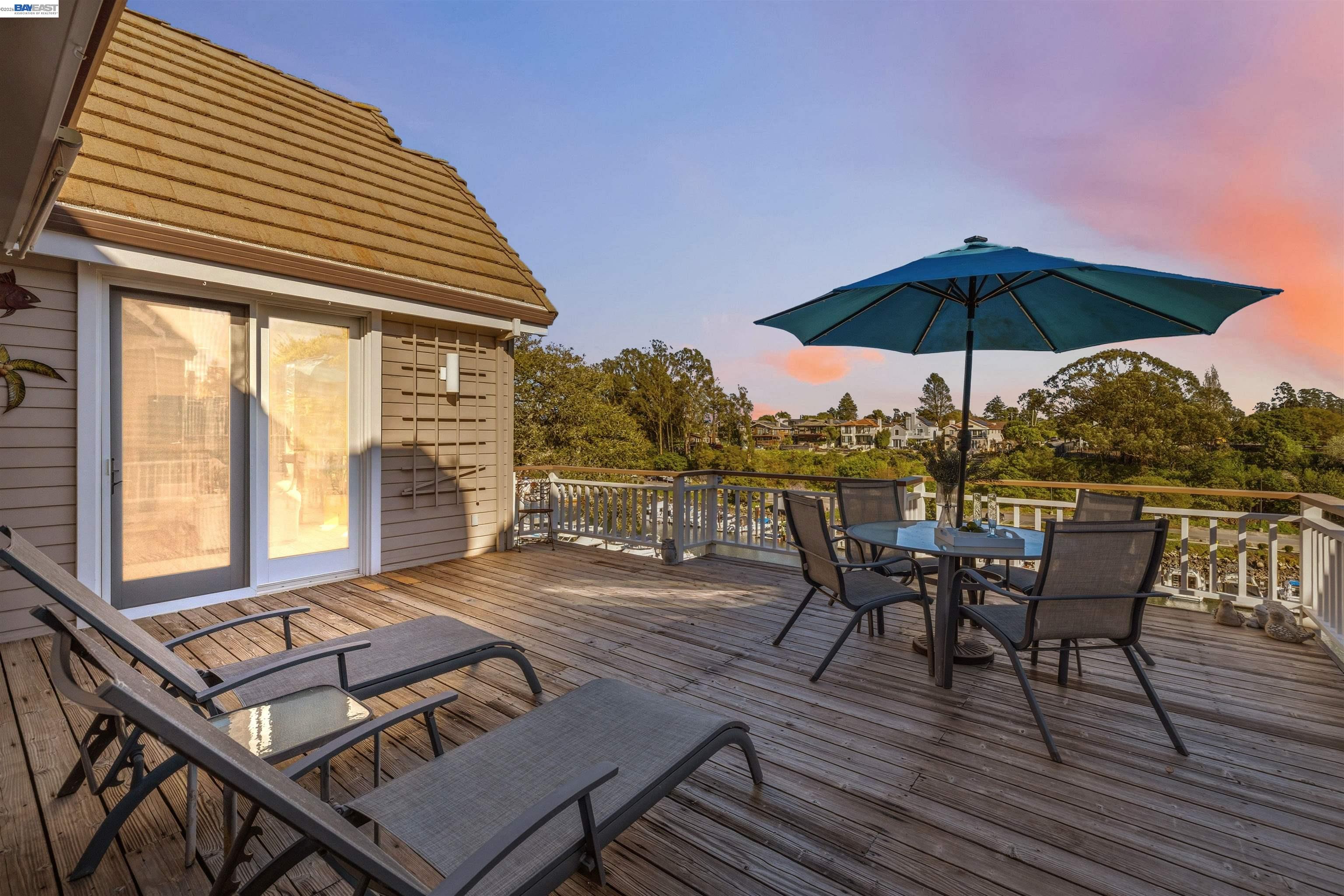 Detail Gallery Image 46 of 60 For 126 Frederick St, Santa Cruz,  CA 95062 - 3 Beds | 2 Baths