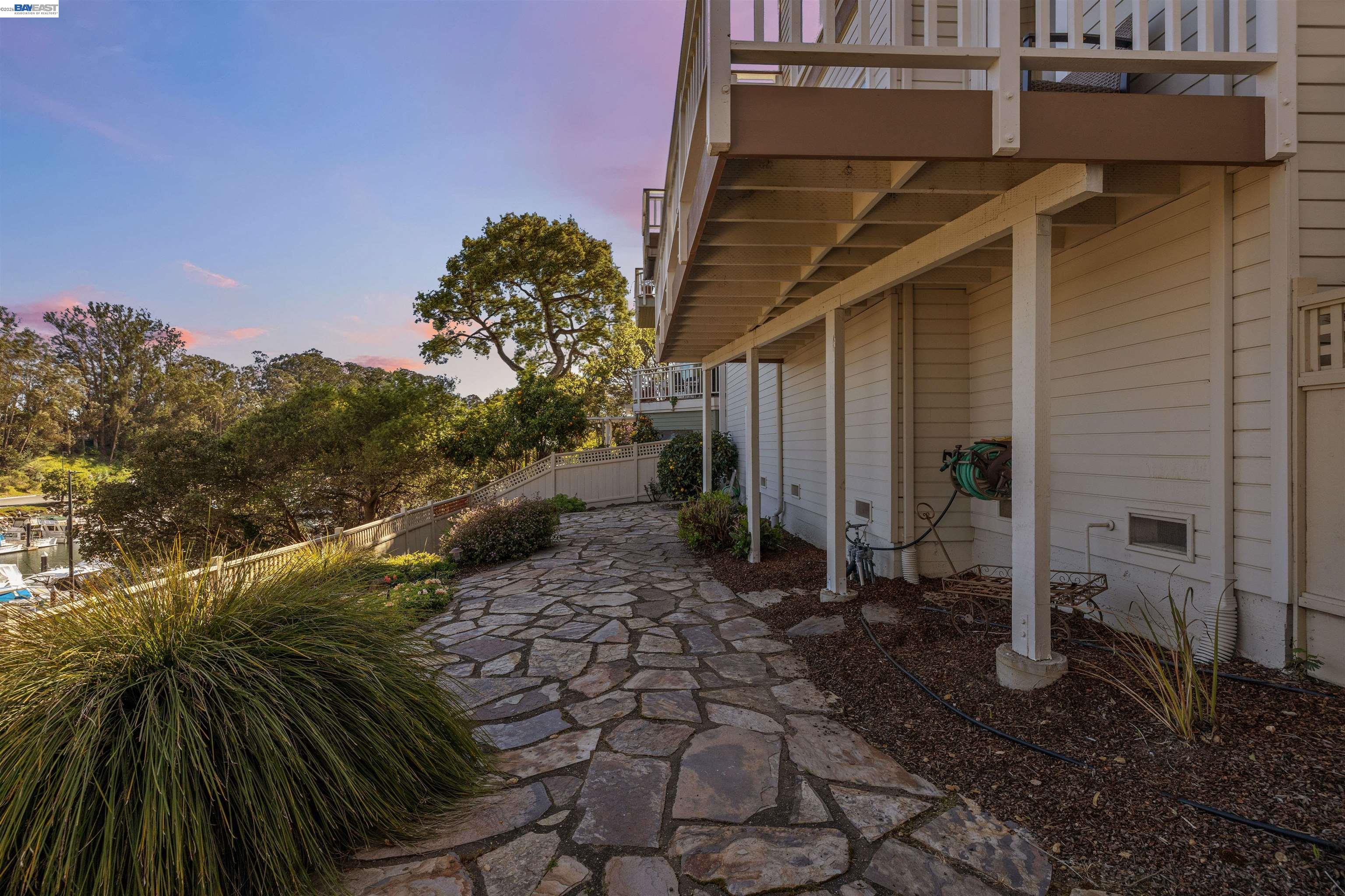 Detail Gallery Image 51 of 60 For 126 Frederick St, Santa Cruz,  CA 95062 - 3 Beds | 2 Baths