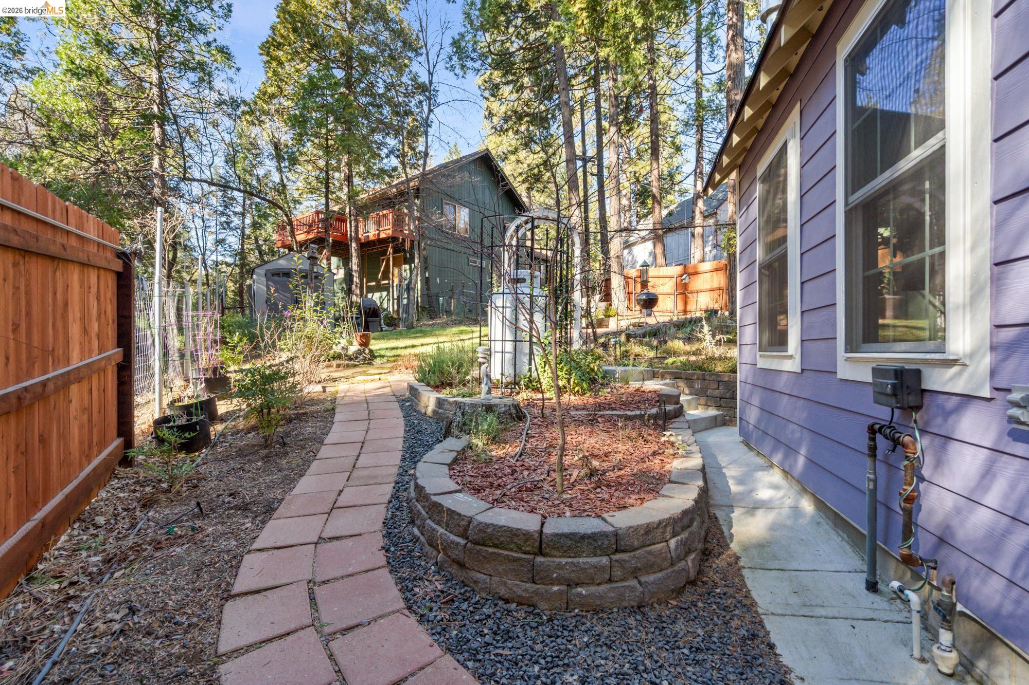 Detail Gallery Image 24 of 44 For 22860 Fuller Rd, Twain Harte,  CA 95383 - 2 Beds | 1/1 Baths