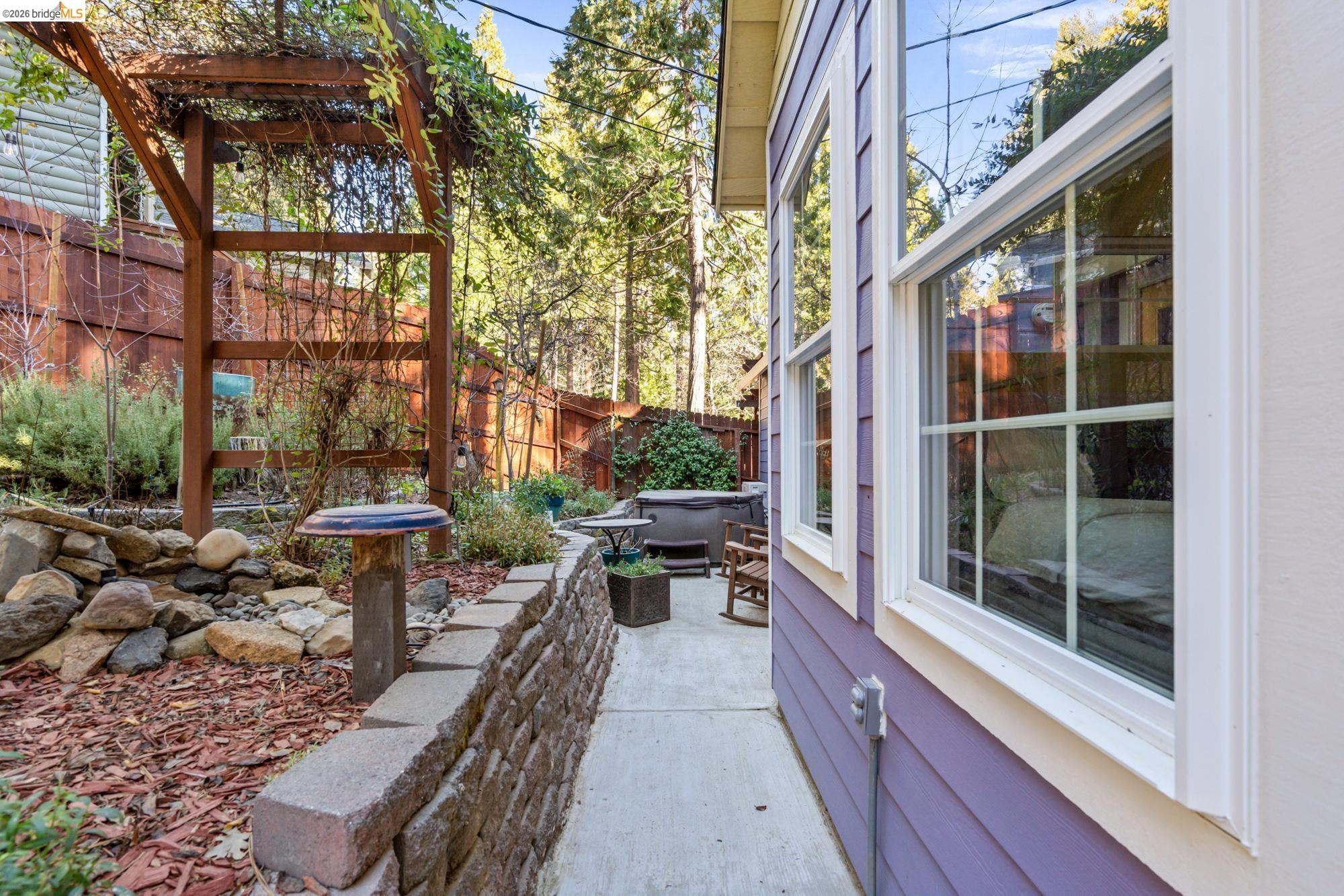 Detail Gallery Image 30 of 44 For 22860 Fuller Rd, Twain Harte,  CA 95383 - 2 Beds | 1/1 Baths