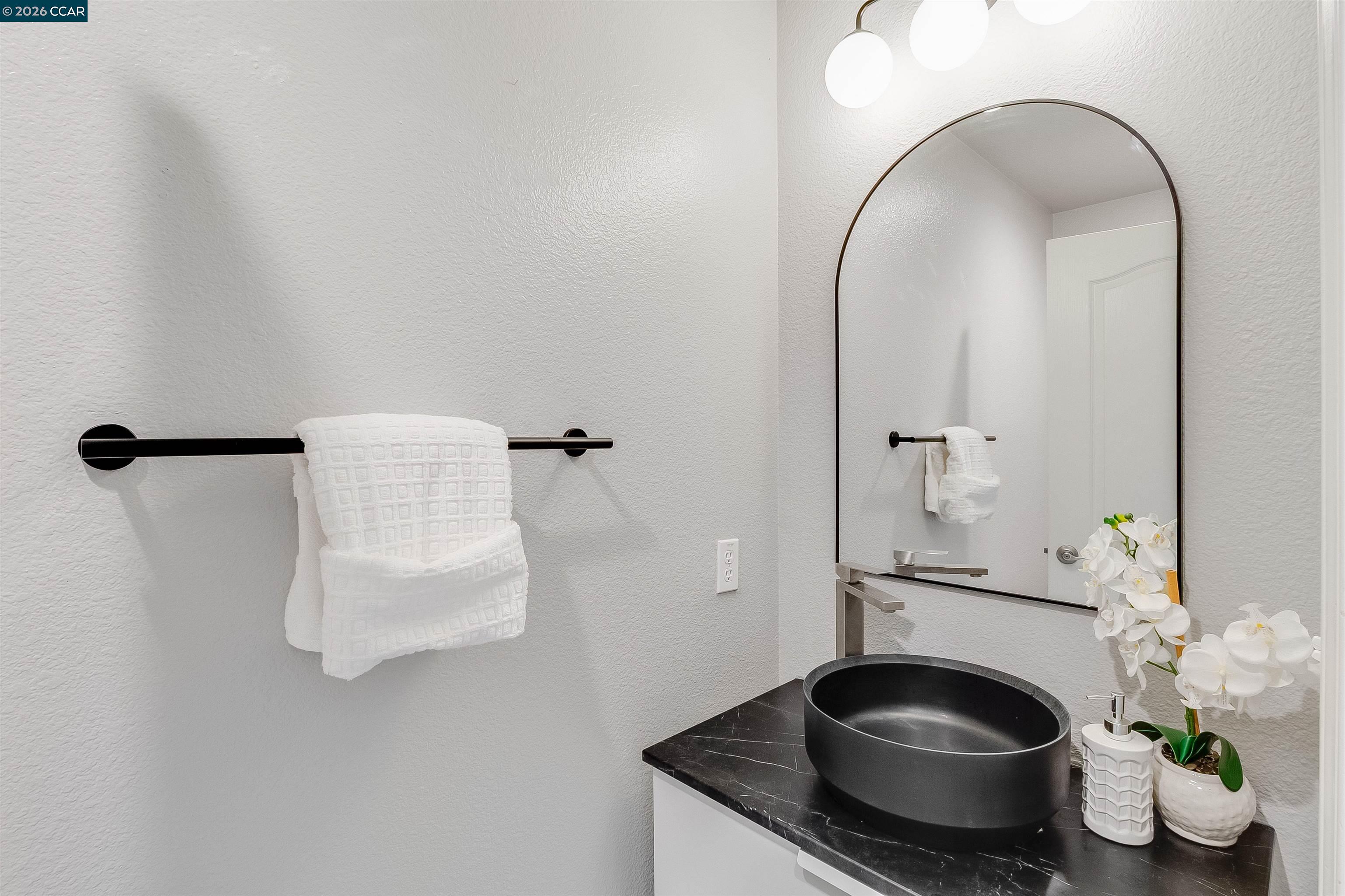 Detail Gallery Image 12 of 50 For 3091 Windmill Canyon Dr., Clayton,  CA 94517 - 4 Beds | 2/1 Baths