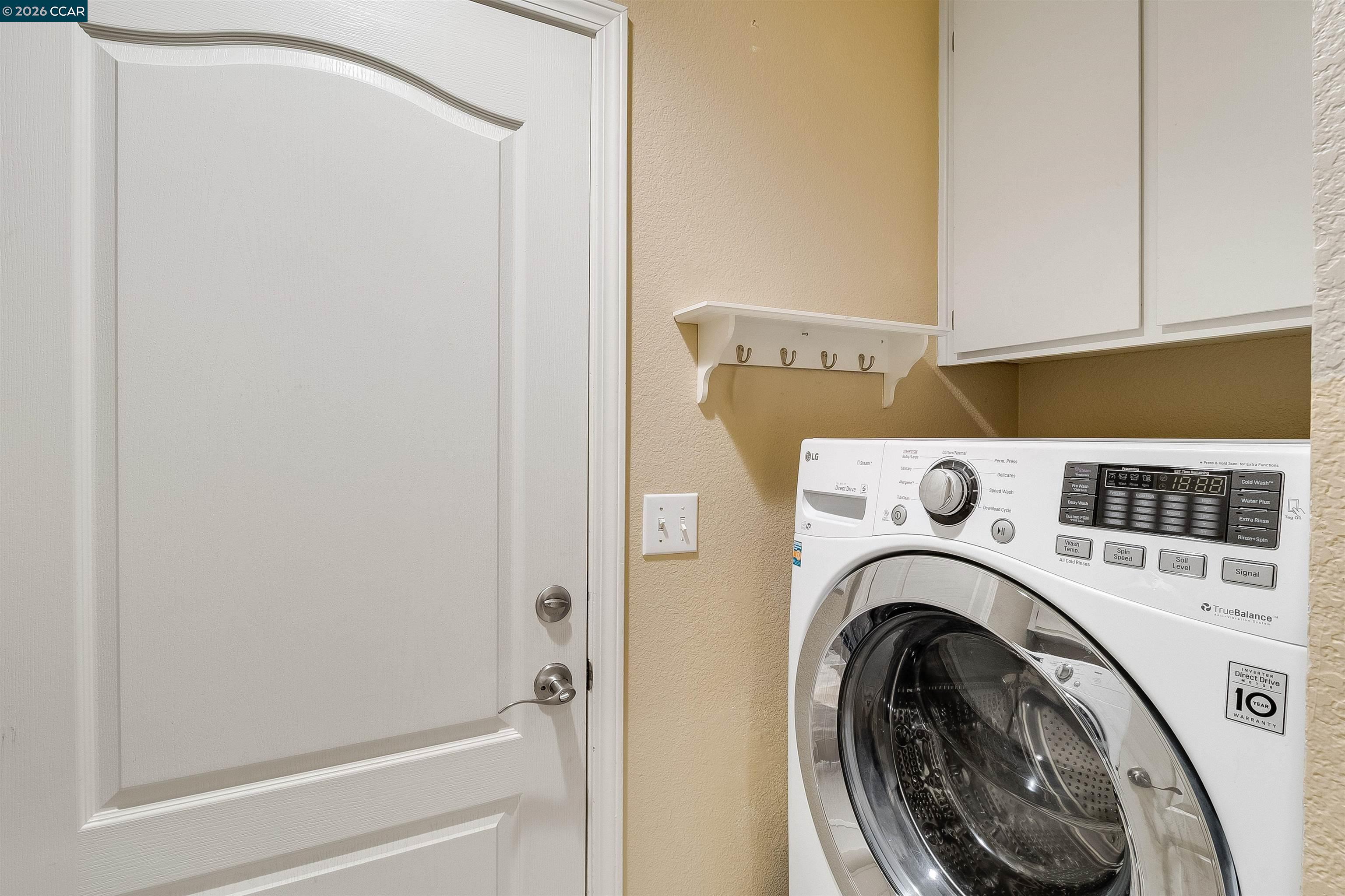 Detail Gallery Image 13 of 50 For 3091 Windmill Canyon Dr., Clayton,  CA 94517 - 4 Beds | 2/1 Baths