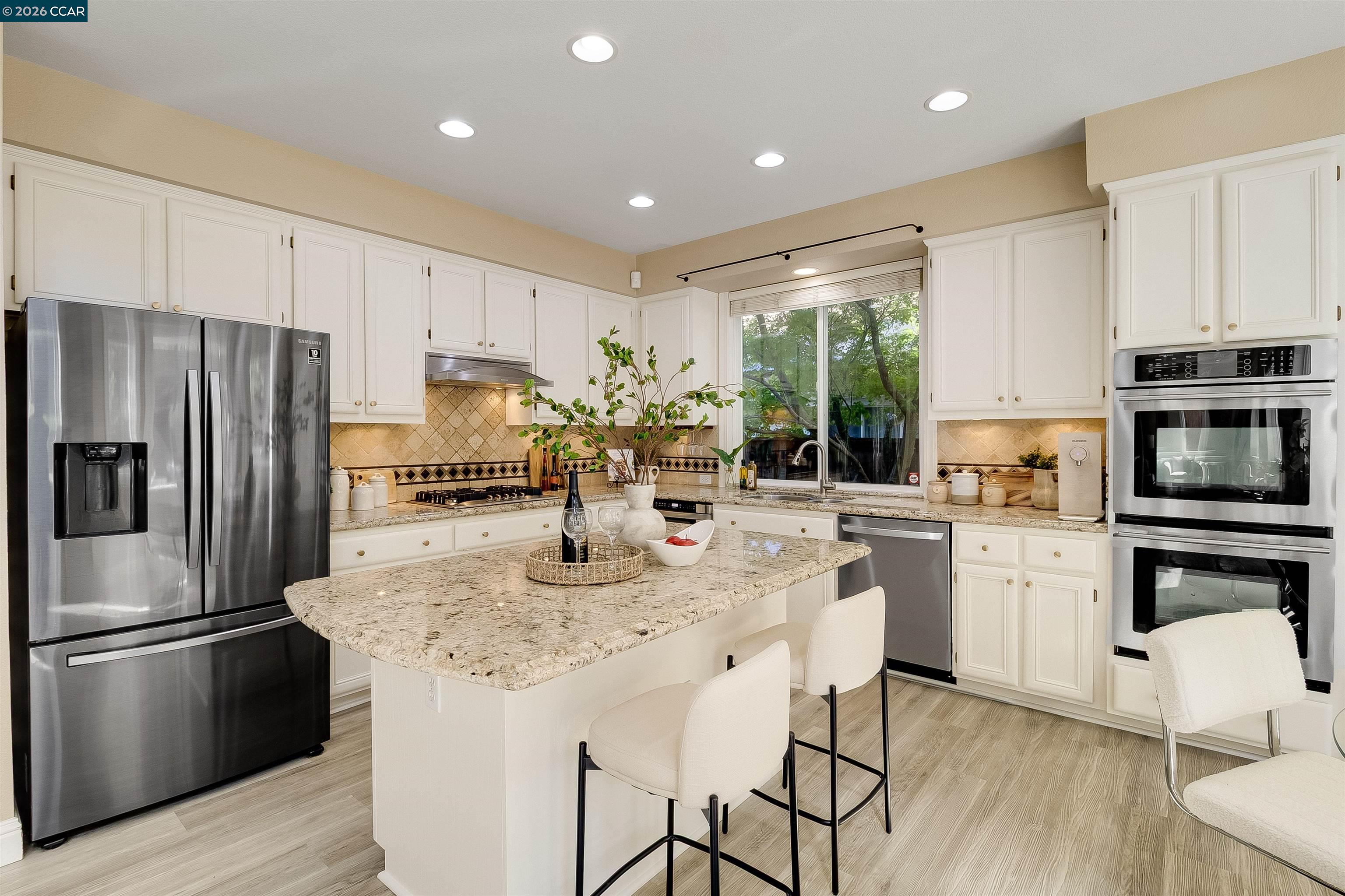 Detail Gallery Image 17 of 50 For 3091 Windmill Canyon Dr., Clayton,  CA 94517 - 4 Beds | 2/1 Baths