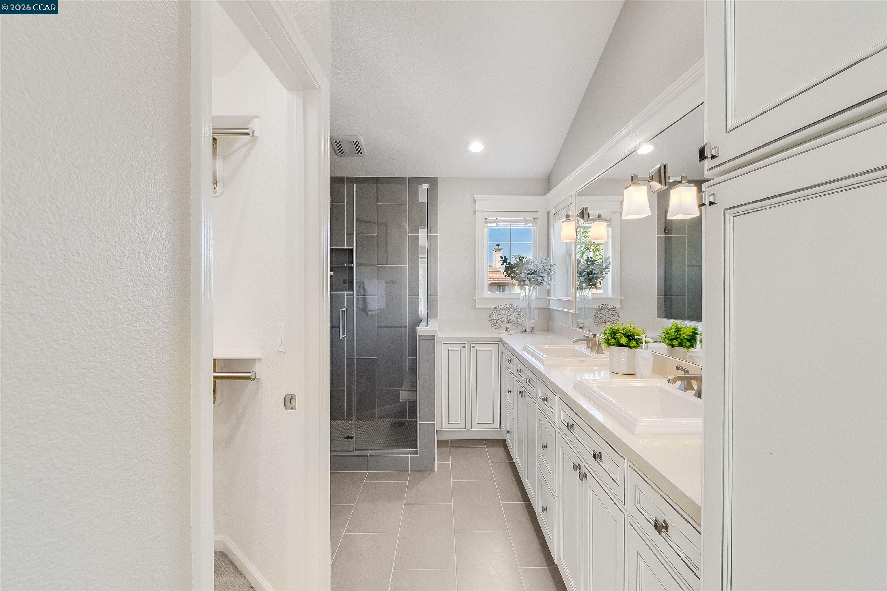 Detail Gallery Image 27 of 50 For 3091 Windmill Canyon Dr., Clayton,  CA 94517 - 4 Beds | 2/1 Baths