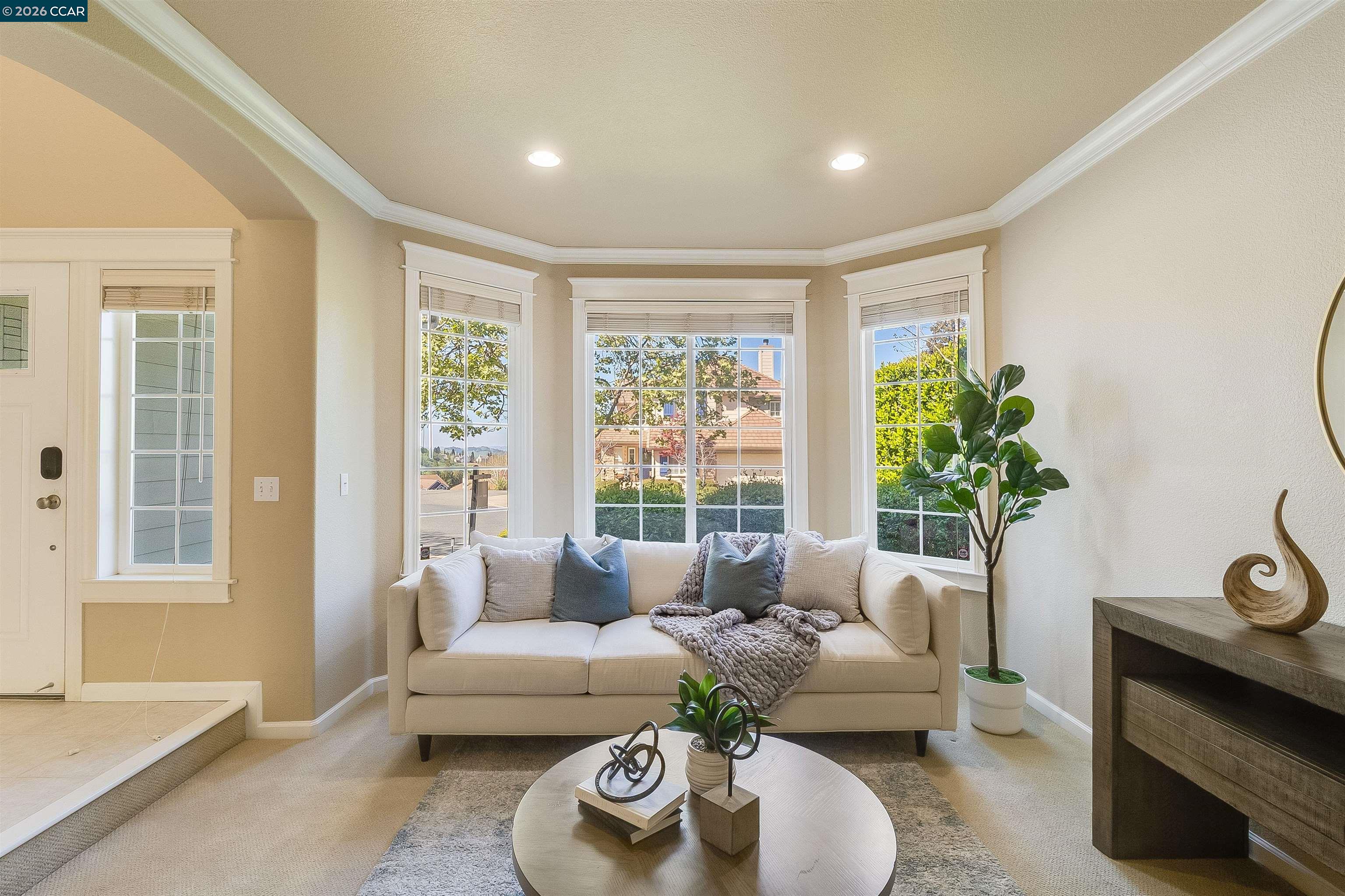 Detail Gallery Image 9 of 50 For 3091 Windmill Canyon Dr., Clayton,  CA 94517 - 4 Beds | 2/1 Baths