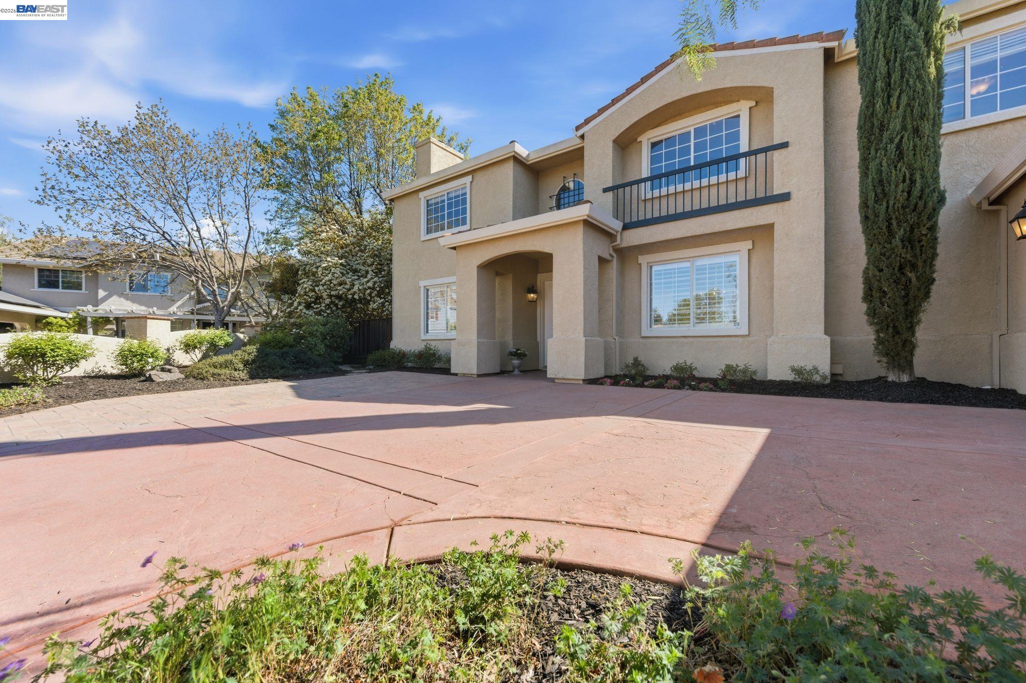 Detail Gallery Image 2 of 58 For 1548 Klondike Pl, Livermore,  CA 94550 - 5 Beds | 3 Baths