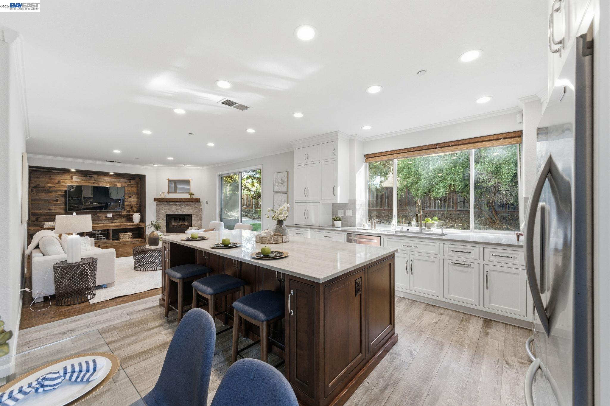 Detail Gallery Image 16 of 58 For 1548 Klondike Pl, Livermore,  CA 94550 - 5 Beds | 3 Baths