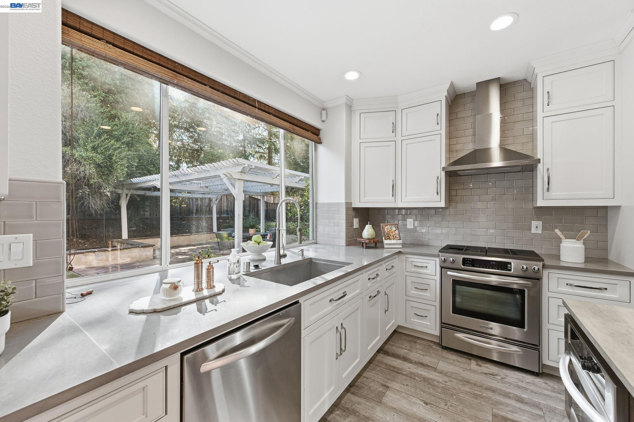 Detail Gallery Image 17 of 58 For 1548 Klondike Pl, Livermore,  CA 94550 - 5 Beds | 3 Baths