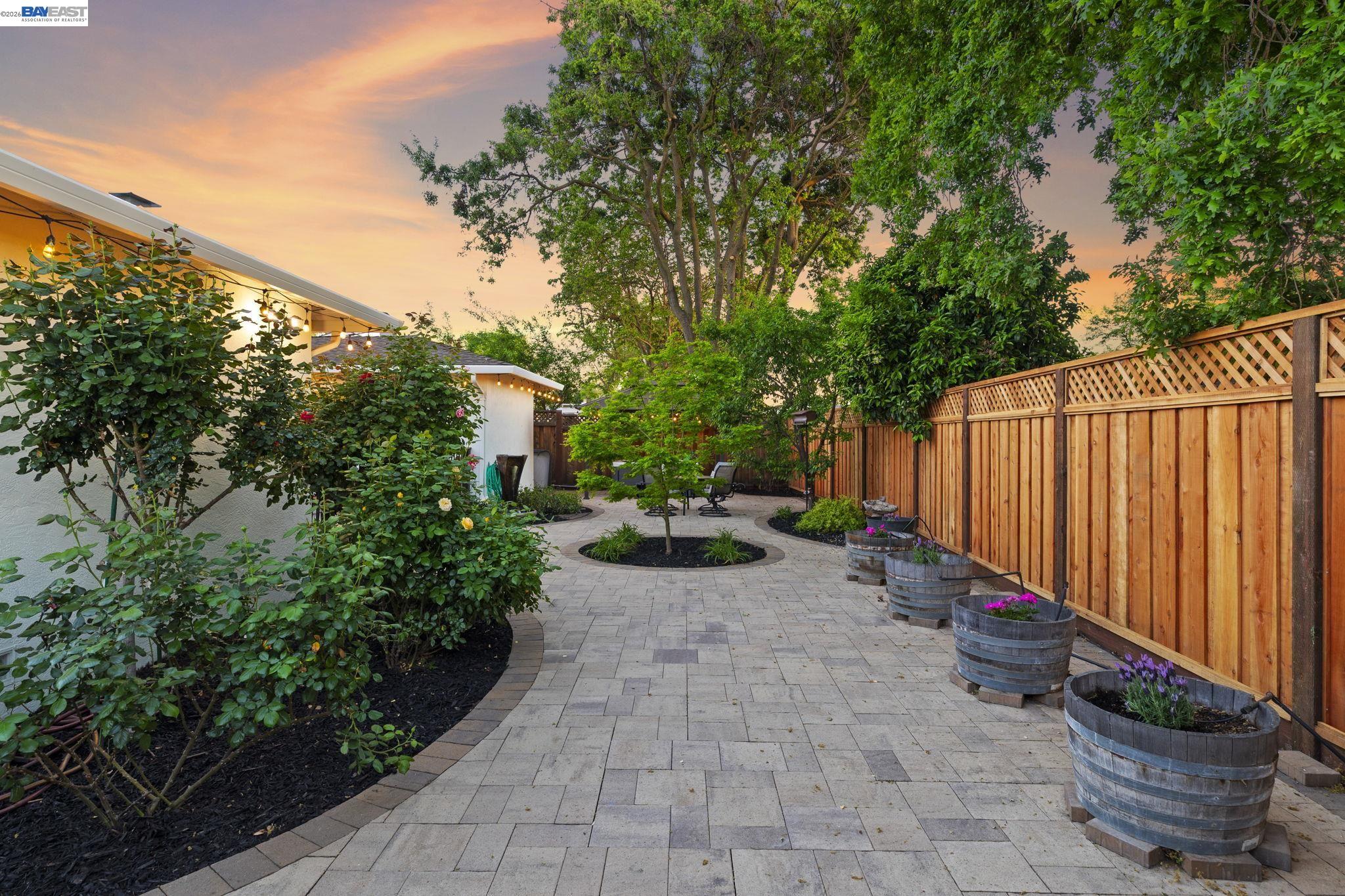 Detail Gallery Image 37 of 47 For 733 Mayview Way, Livermore,  CA 94550 - 5 Beds | 2 Baths