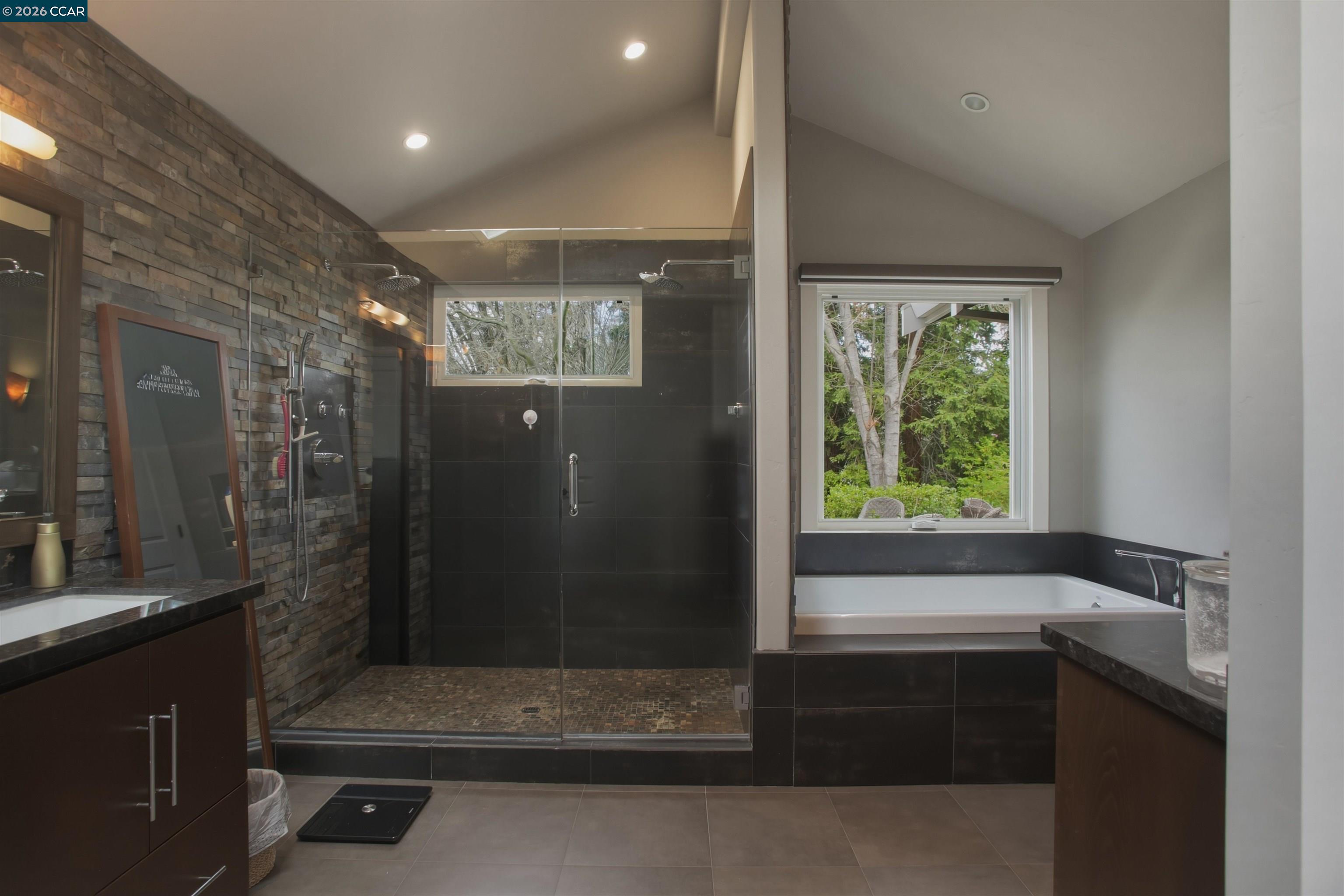 Detail Gallery Image 20 of 35 For 181 Alegra Ln, Walnut Creek,  CA 94598 - 6 Beds | 5/1 Baths