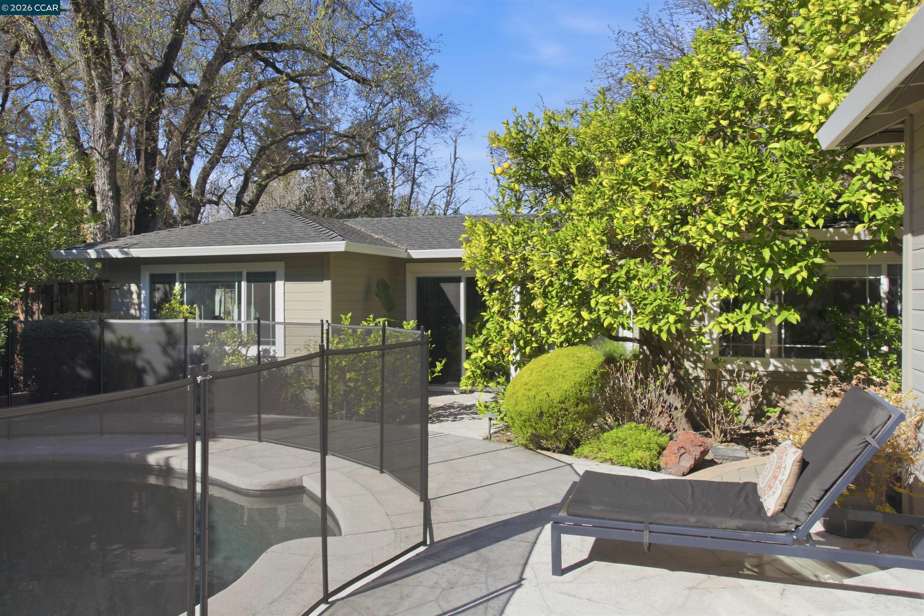 Detail Gallery Image 26 of 35 For 181 Alegra Ln, Walnut Creek,  CA 94598 - 6 Beds | 5/1 Baths