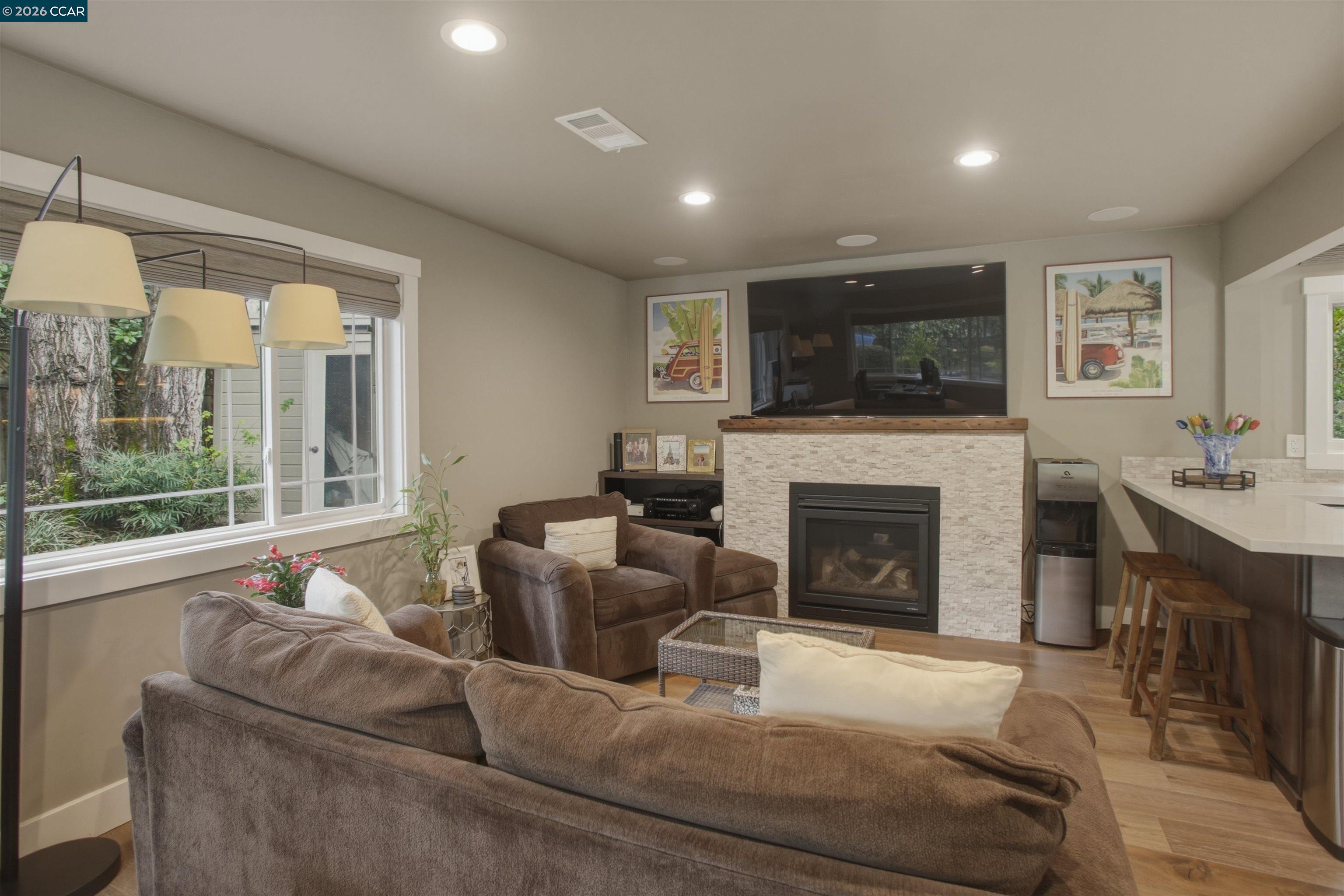 Detail Gallery Image 27 of 35 For 181 Alegra Ln, Walnut Creek,  CA 94598 - 6 Beds | 5/1 Baths