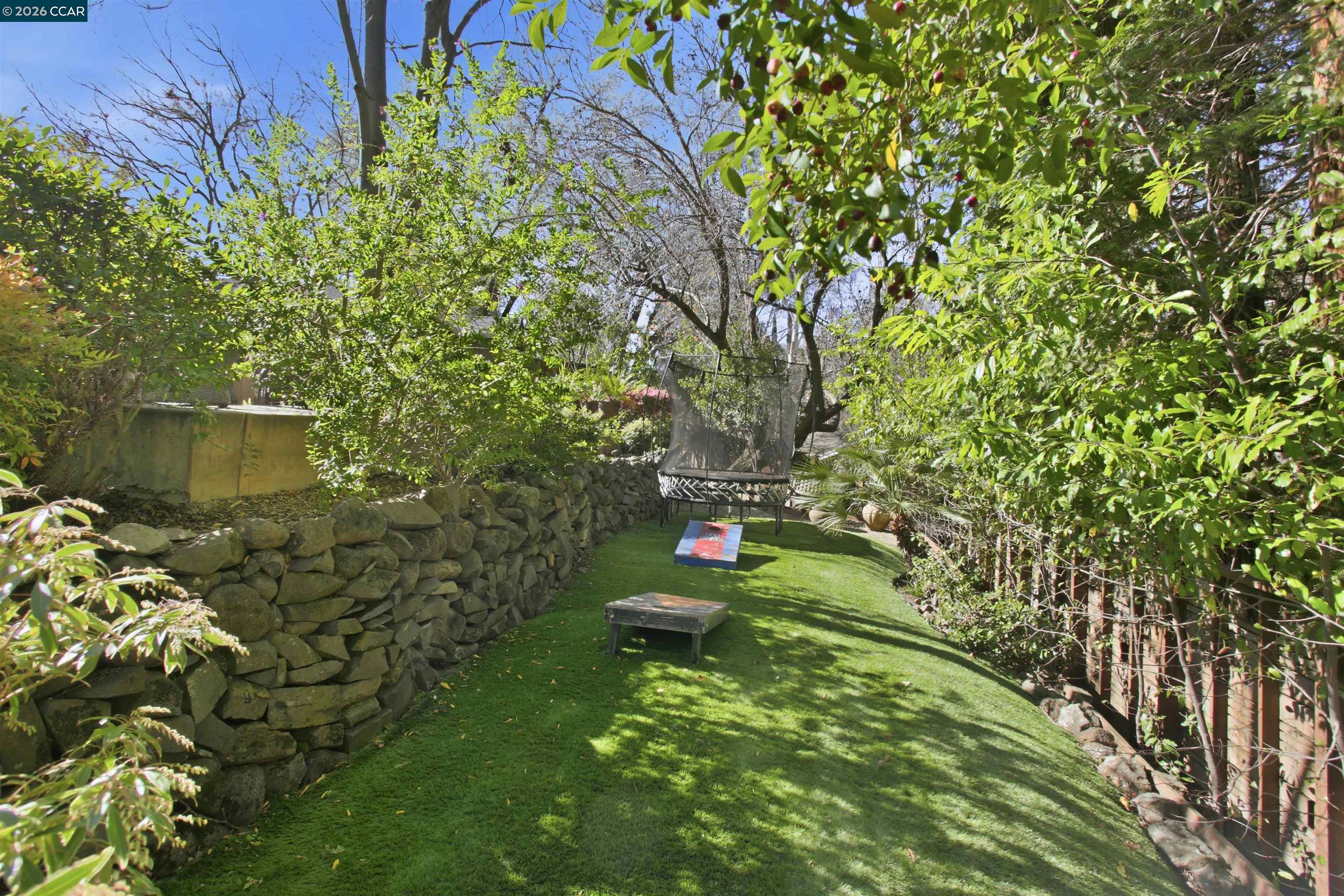 Detail Gallery Image 33 of 35 For 181 Alegra Ln, Walnut Creek,  CA 94598 - 6 Beds | 5/1 Baths