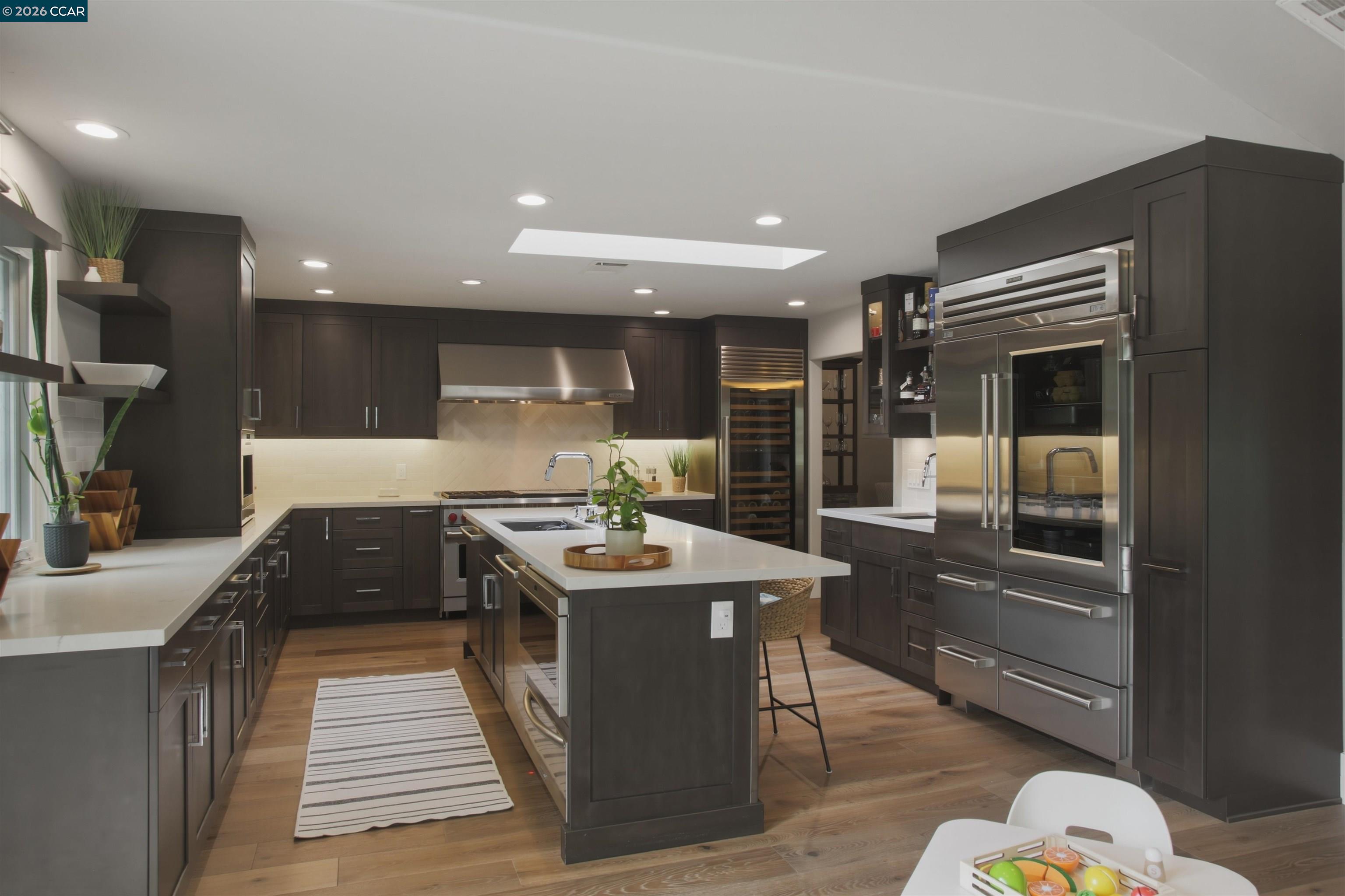 Detail Gallery Image 8 of 35 For 181 Alegra Ln, Walnut Creek,  CA 94598 - 6 Beds | 5/1 Baths