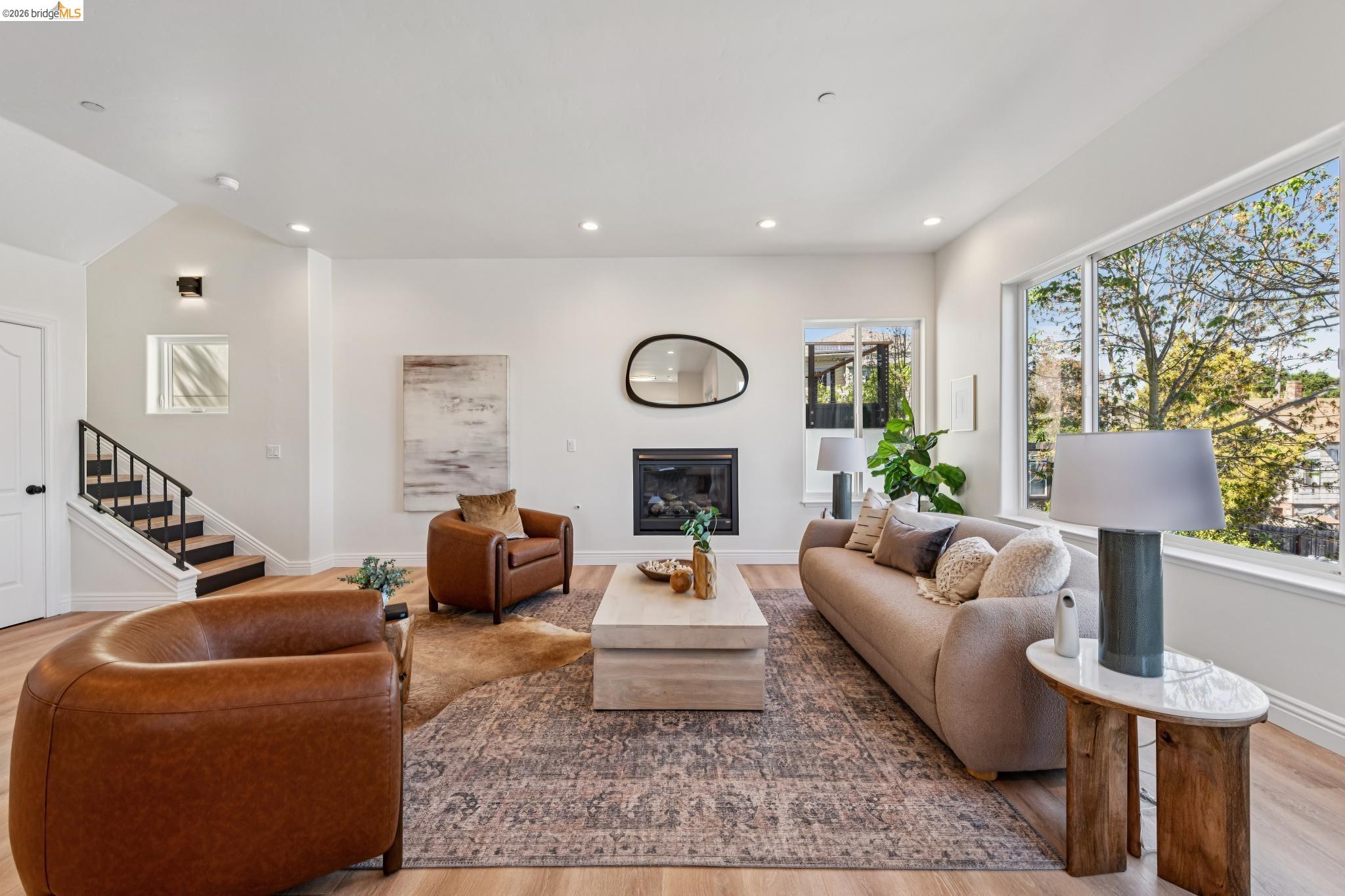 Detail Gallery Image 23 of 46 For 312 Golden Gate Ave, Richmond,  CA 94801 - 6 Beds | 4 Baths