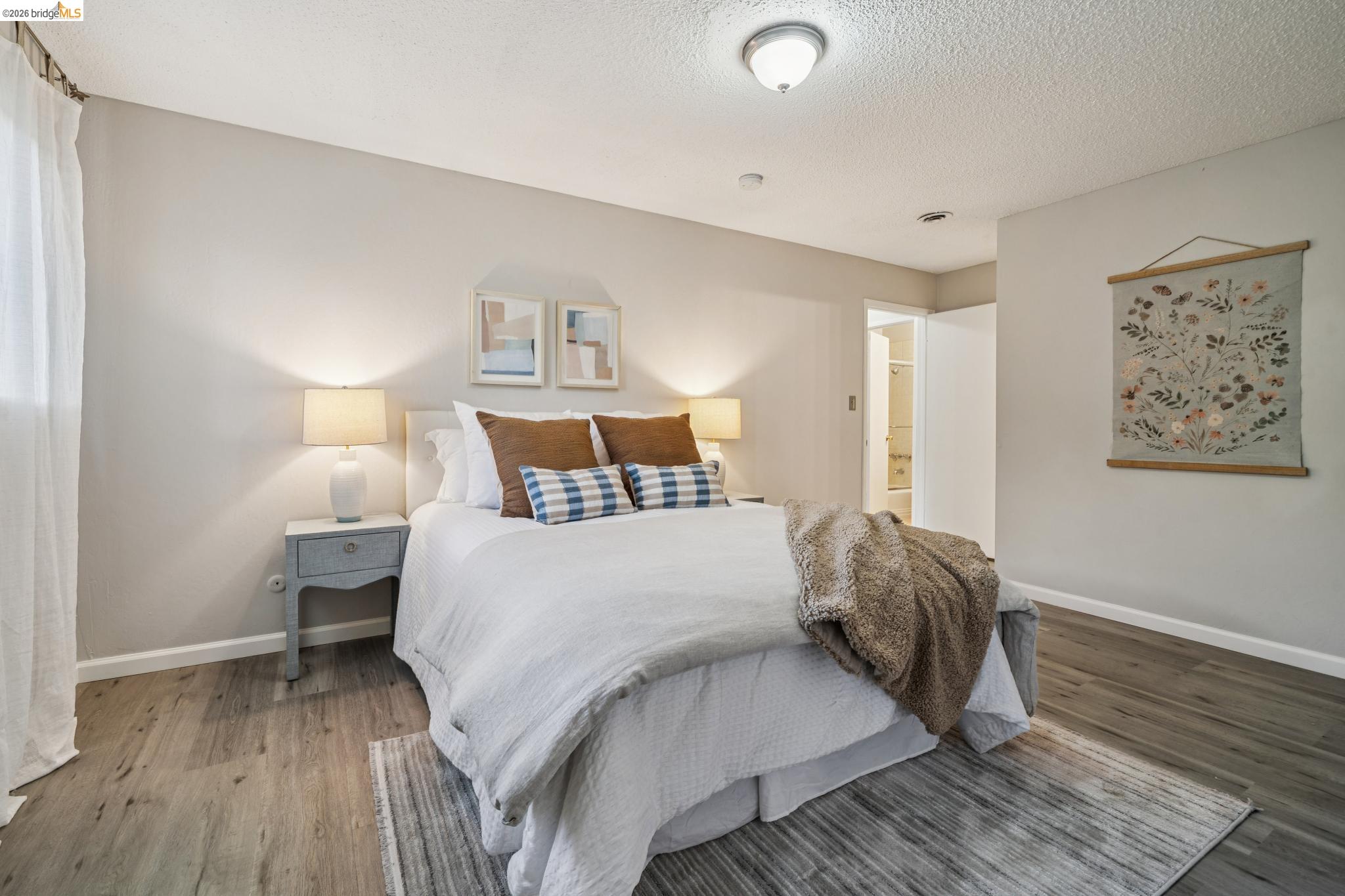 Photo #20: 41128495 Listing: Photo #20