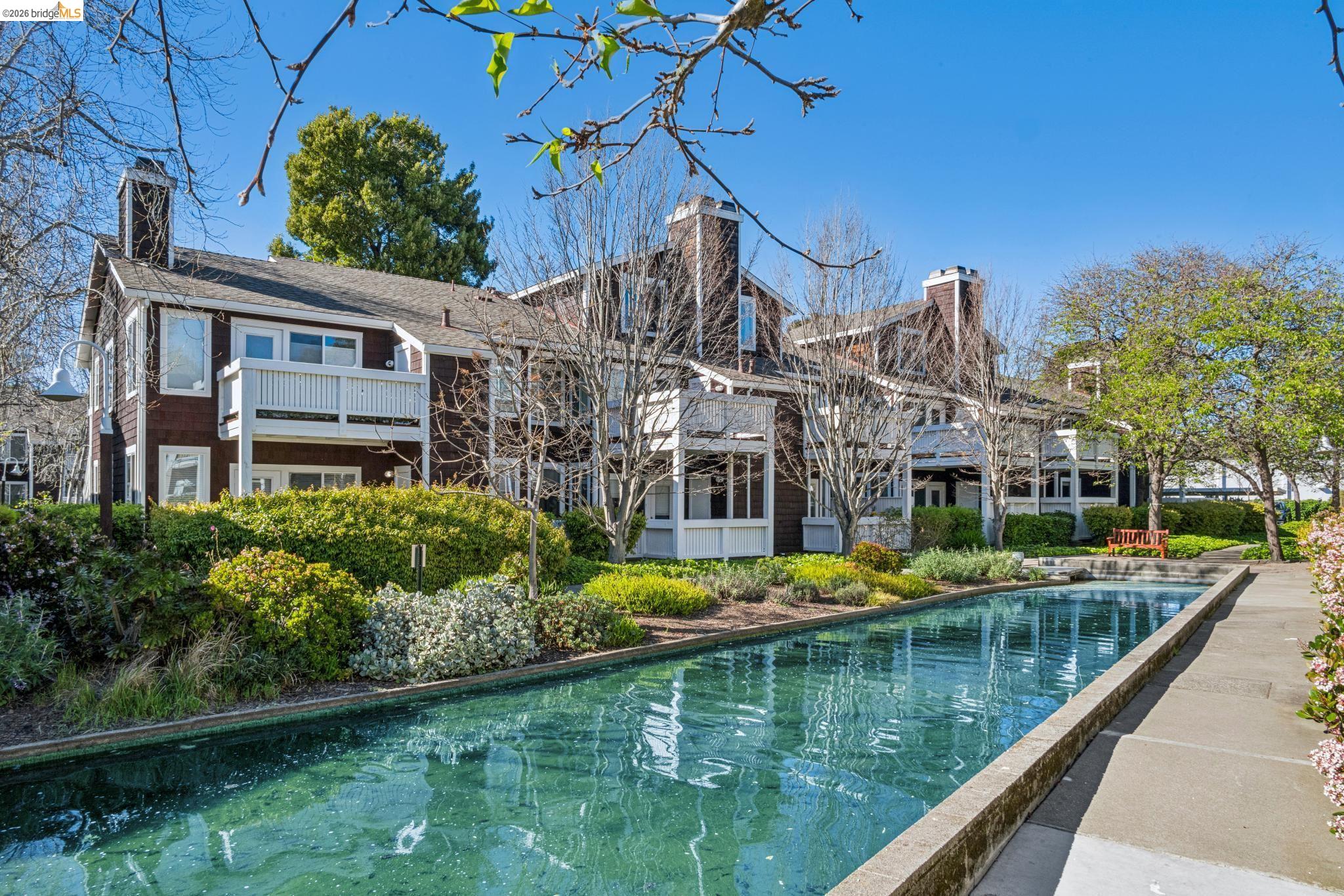 Photo #2: 41128496 Listing: Photo #2