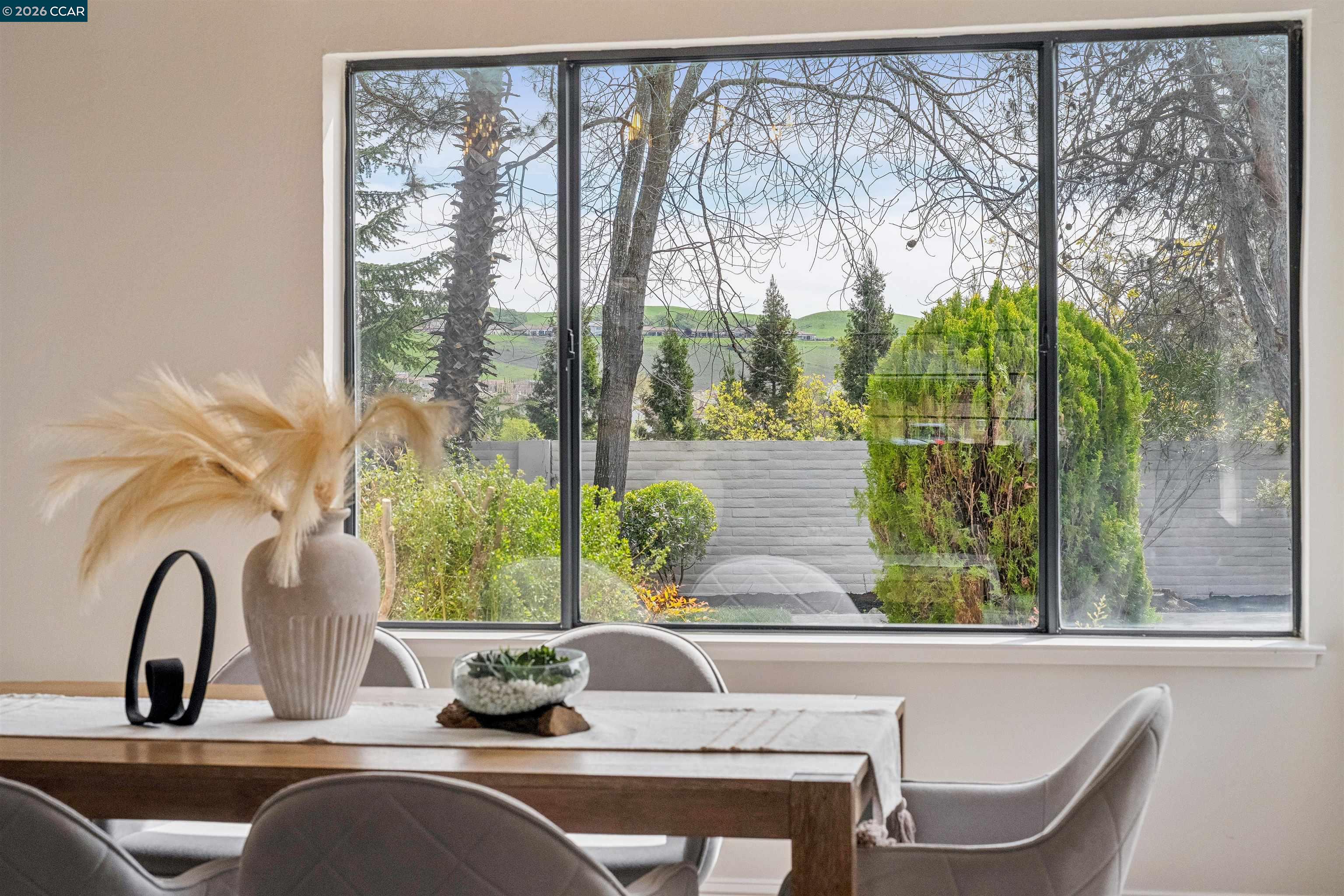 Detail Gallery Image 16 of 60 For 140 Cottonwood Ln, Danville,  CA 94506 - 5 Beds | 3 Baths