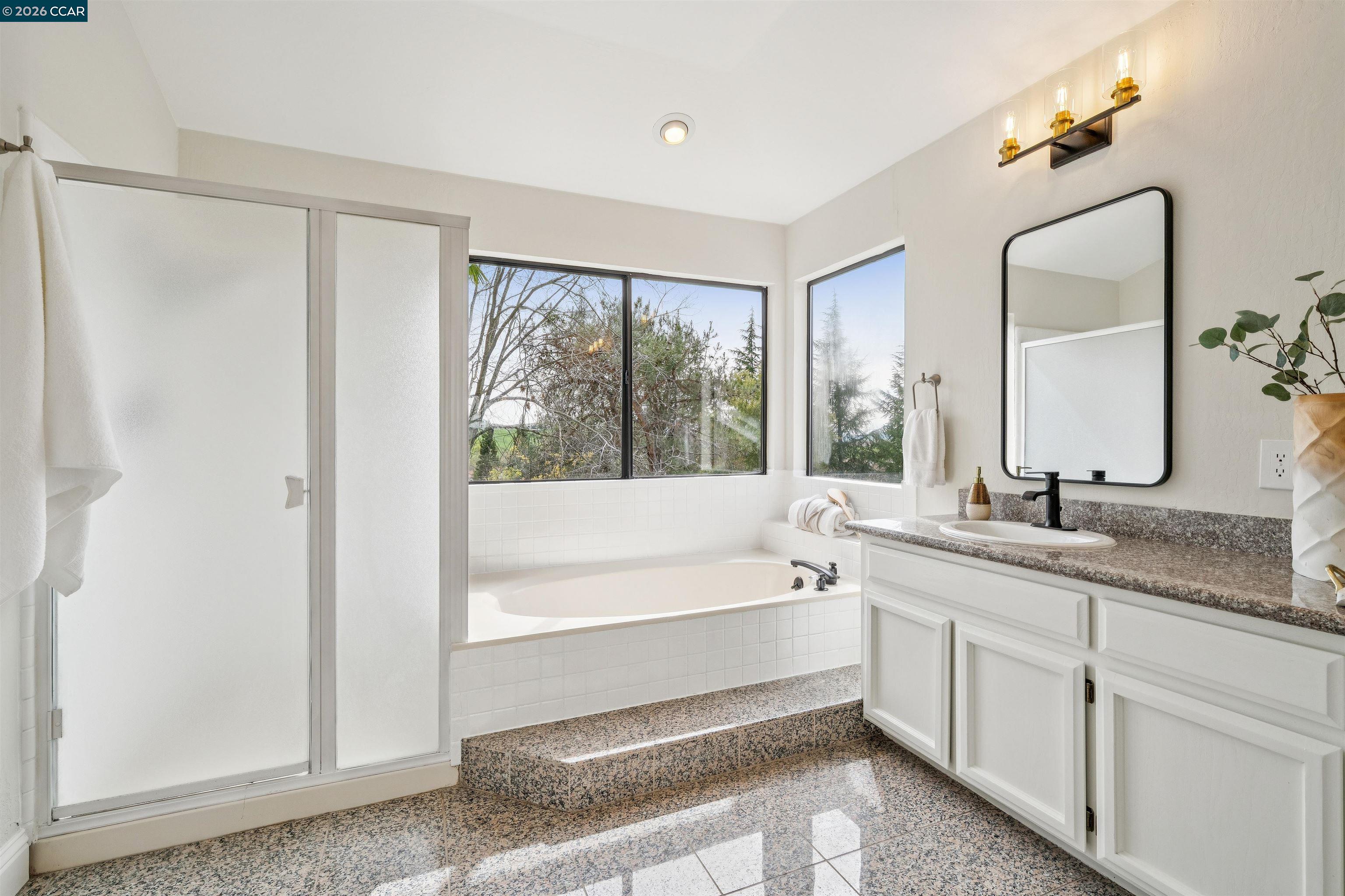 Detail Gallery Image 30 of 60 For 140 Cottonwood Ln, Danville,  CA 94506 - 5 Beds | 3 Baths