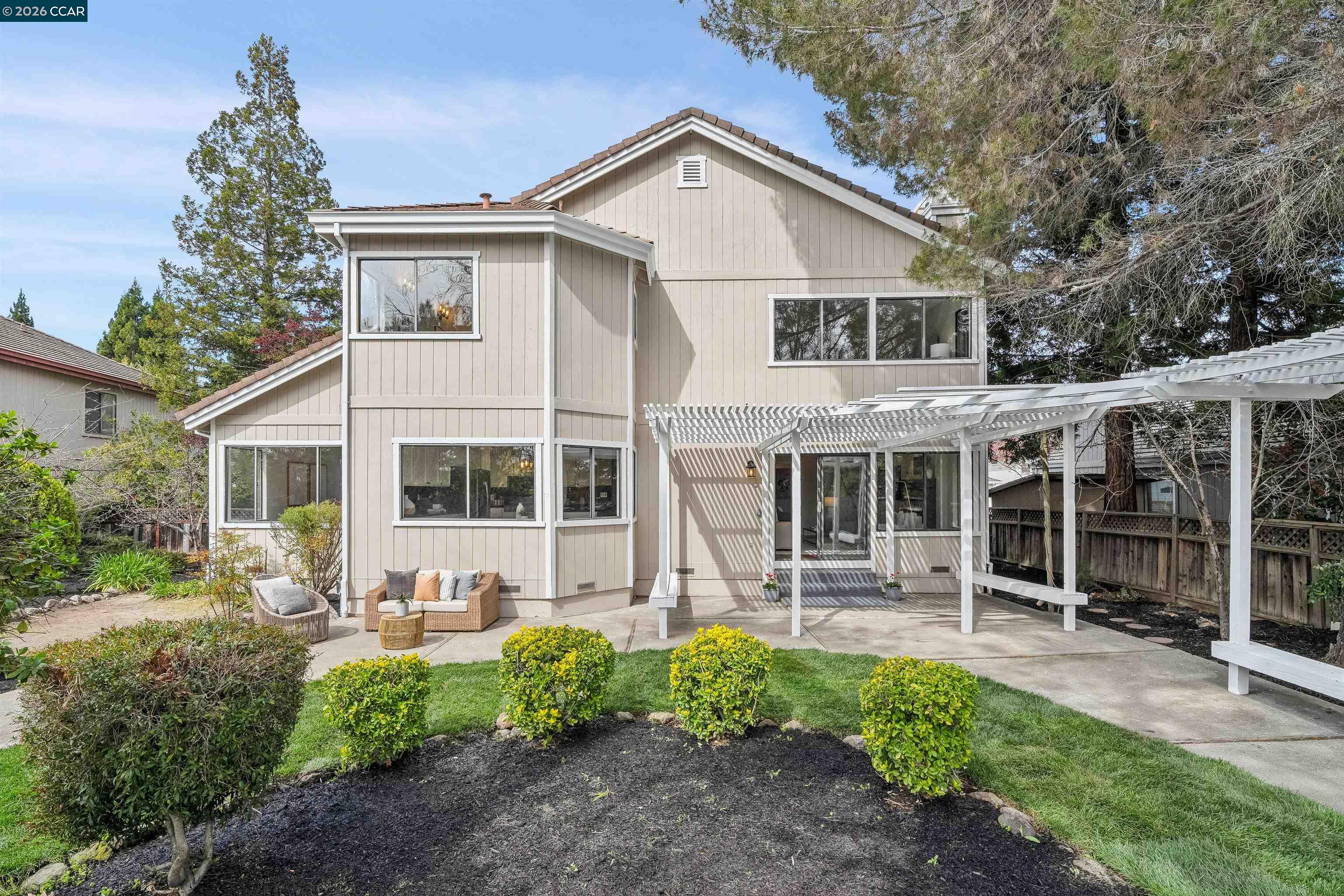 Detail Gallery Image 45 of 60 For 140 Cottonwood Ln, Danville,  CA 94506 - 5 Beds | 3 Baths