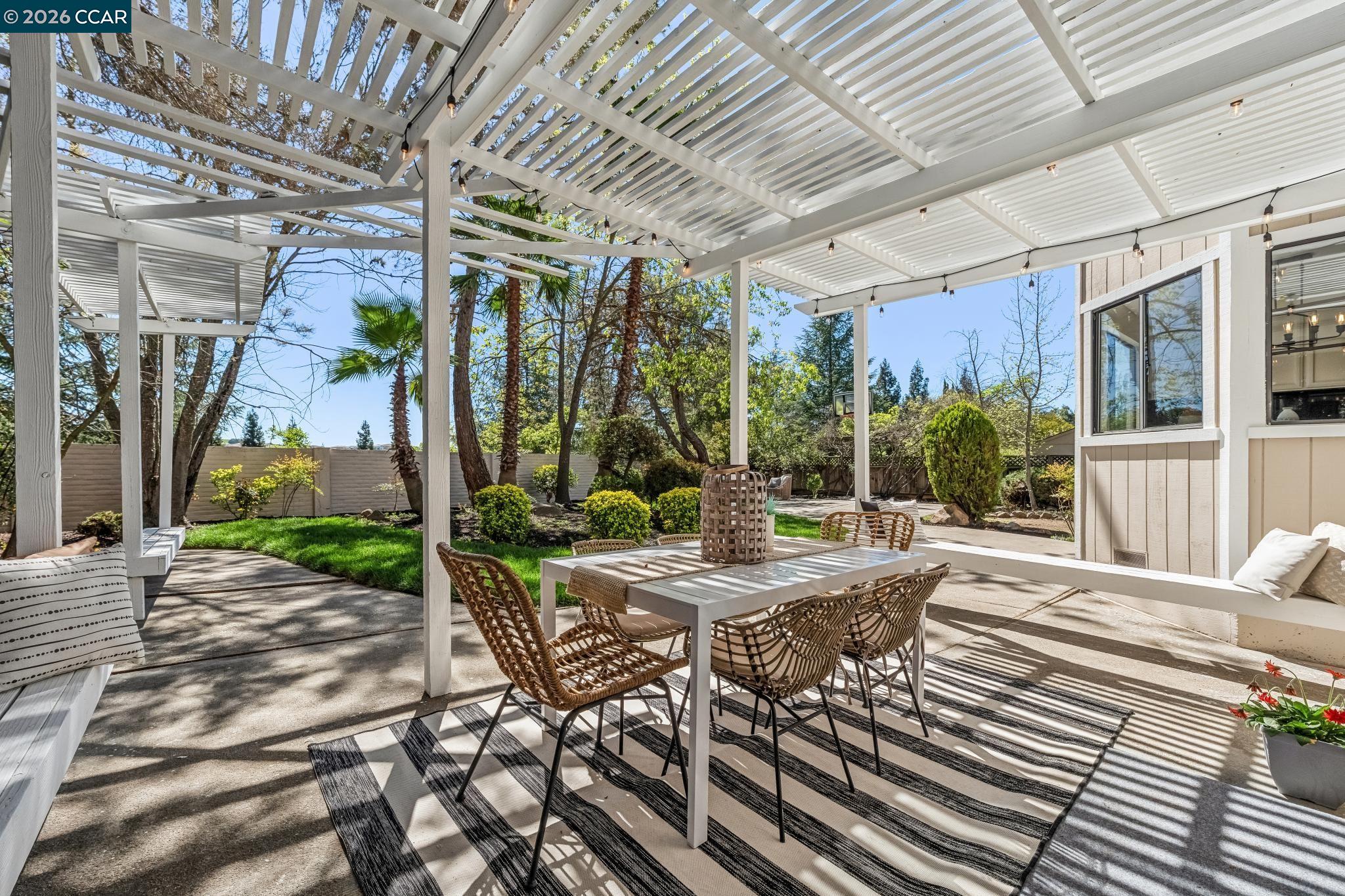 Detail Gallery Image 46 of 60 For 140 Cottonwood Ln, Danville,  CA 94506 - 5 Beds | 3 Baths