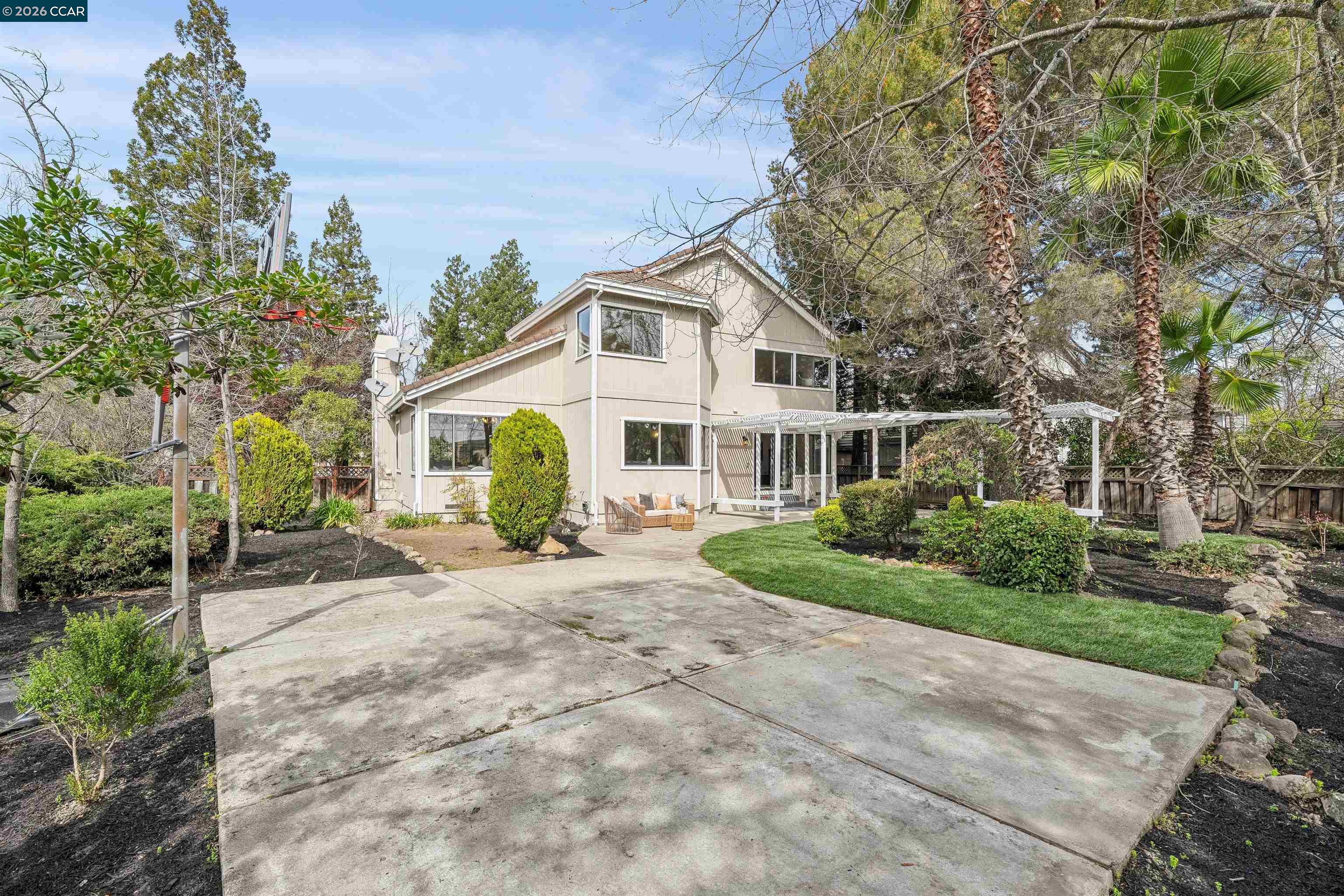 Detail Gallery Image 47 of 60 For 140 Cottonwood Ln, Danville,  CA 94506 - 5 Beds | 3 Baths