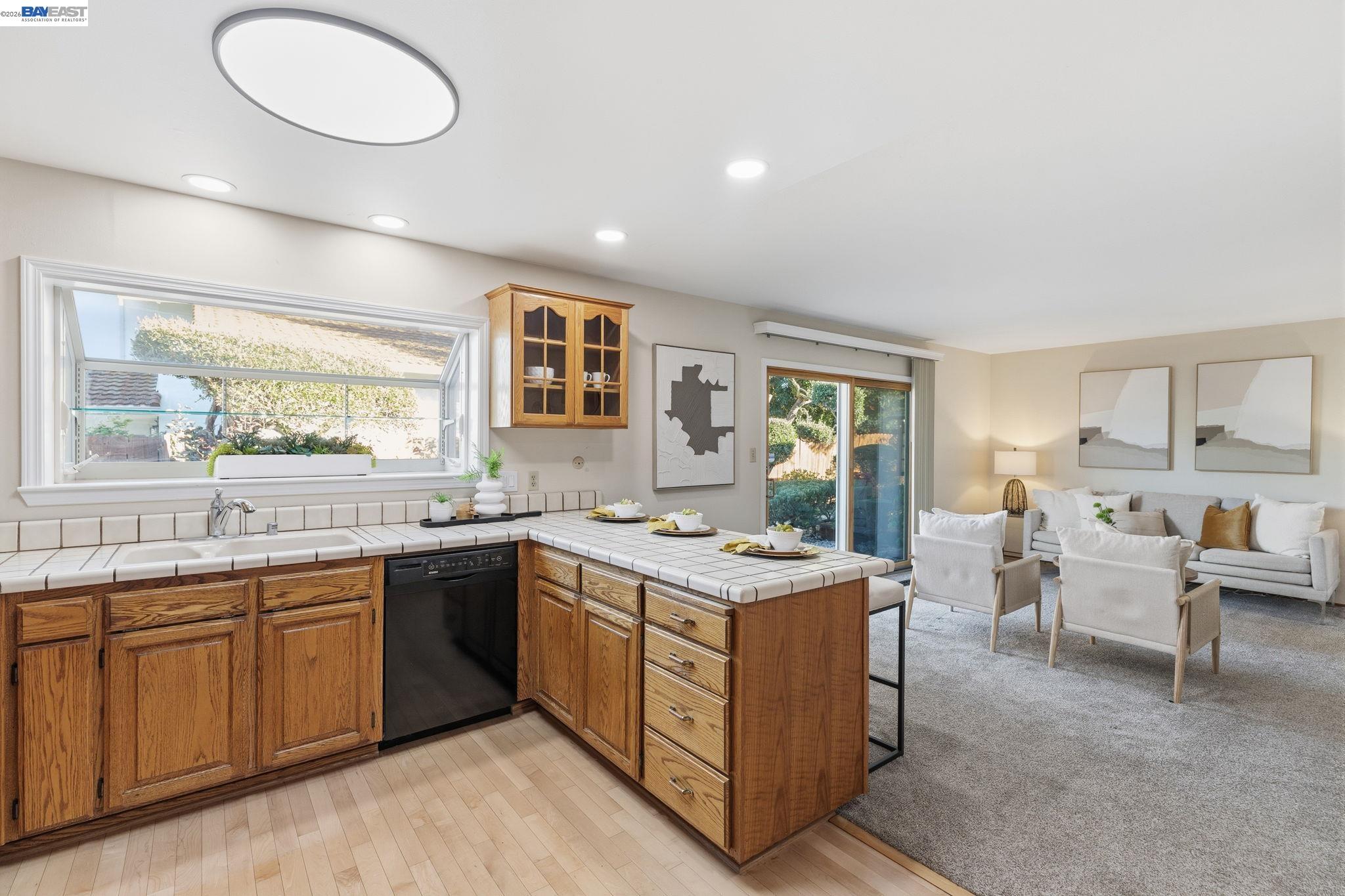 Detail Gallery Image 26 of 52 For 780 Terry Ln, Livermore,  CA 94550 - 3 Beds | 2 Baths