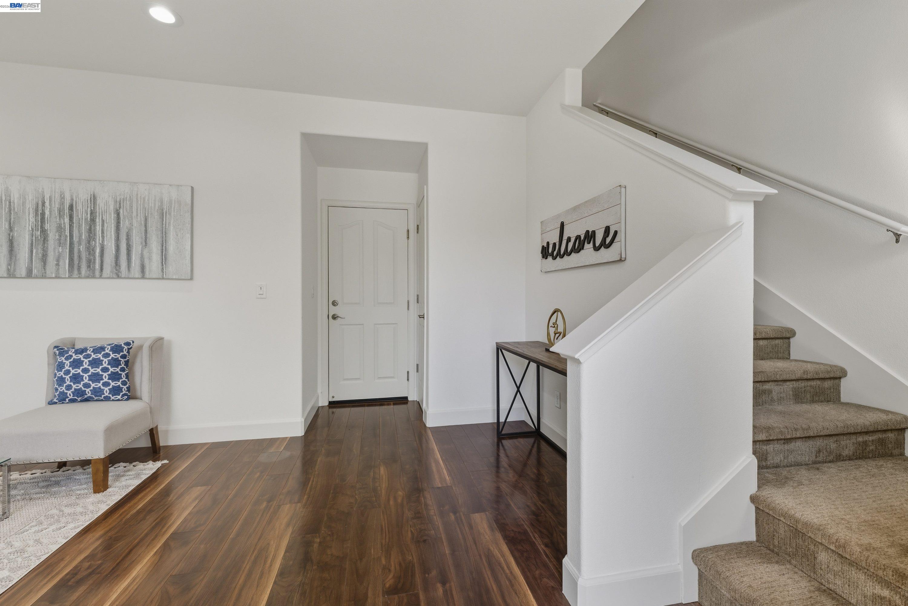 Photo #3: 41128499 Listing: Photo #3