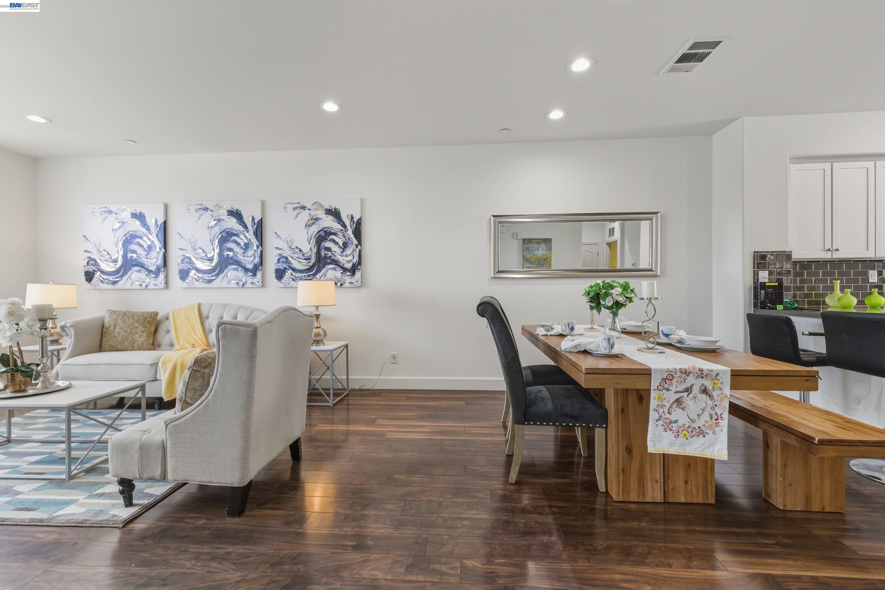 Photo #7: 41128499 Listing: Photo #7