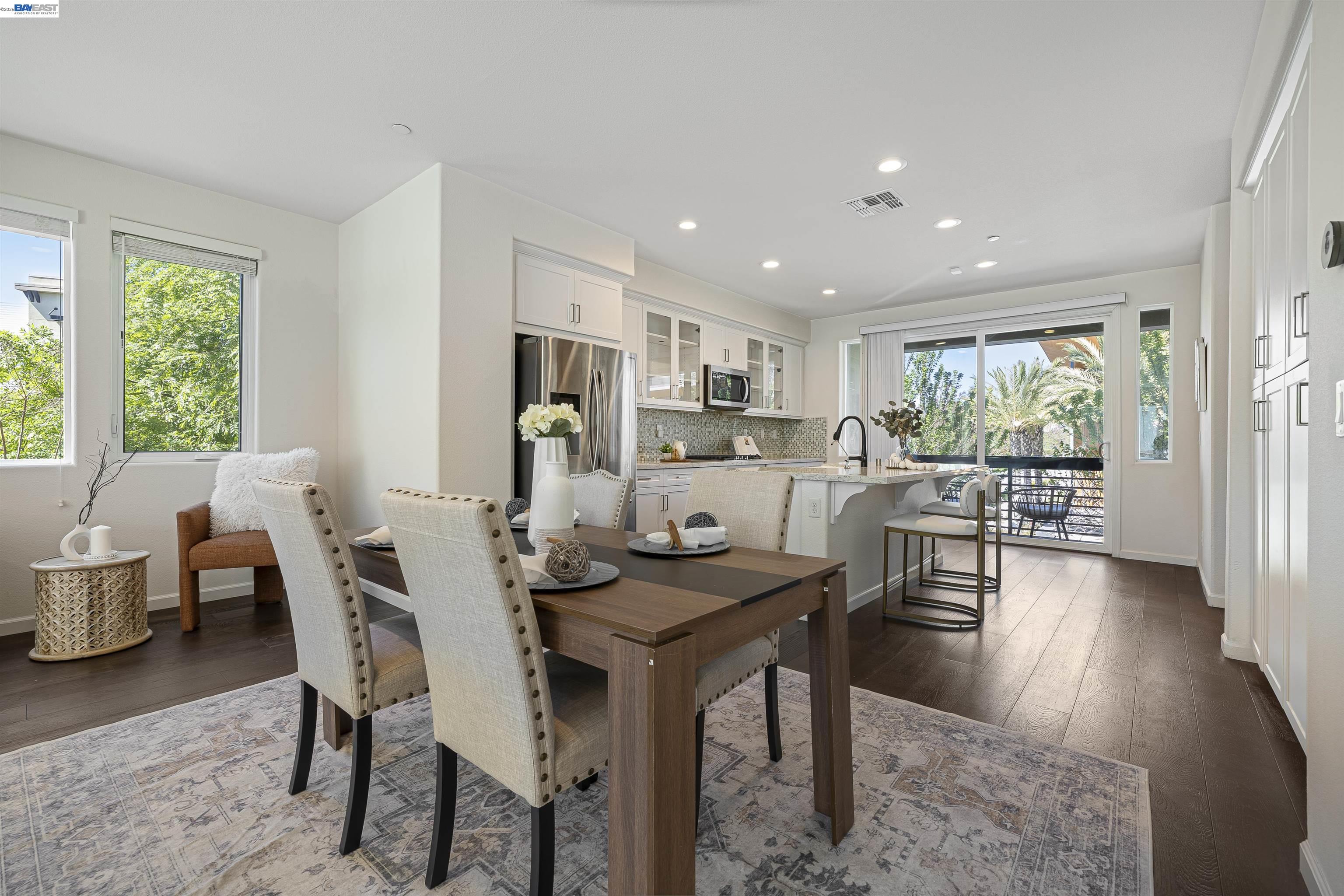 Detail Gallery Image 14 of 60 For 5509 El Dorado Ln, Dublin,  CA 94568 - 3 Beds | 3/1 Baths