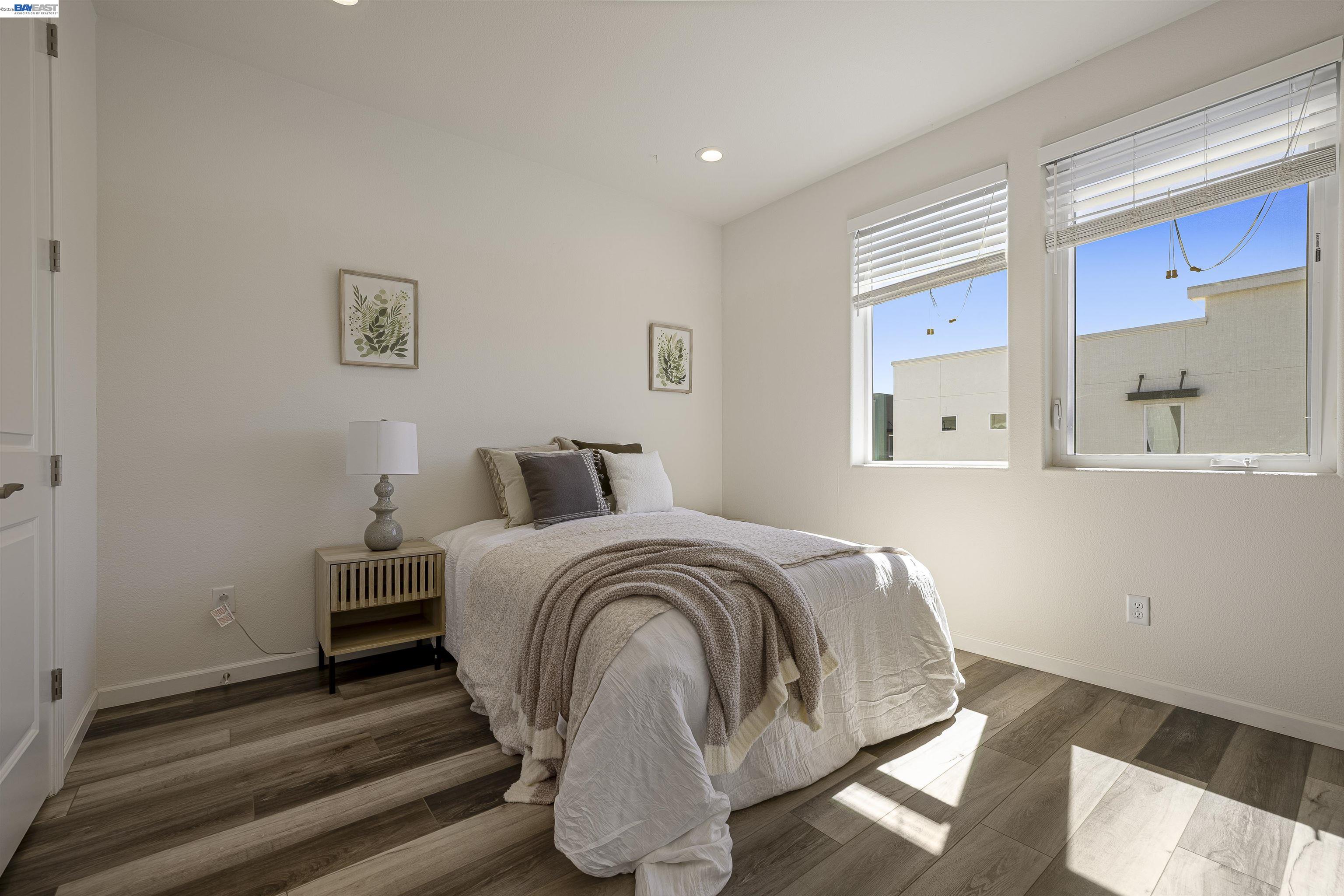 Detail Gallery Image 19 of 60 For 5509 El Dorado Ln, Dublin,  CA 94568 - 3 Beds | 3/1 Baths