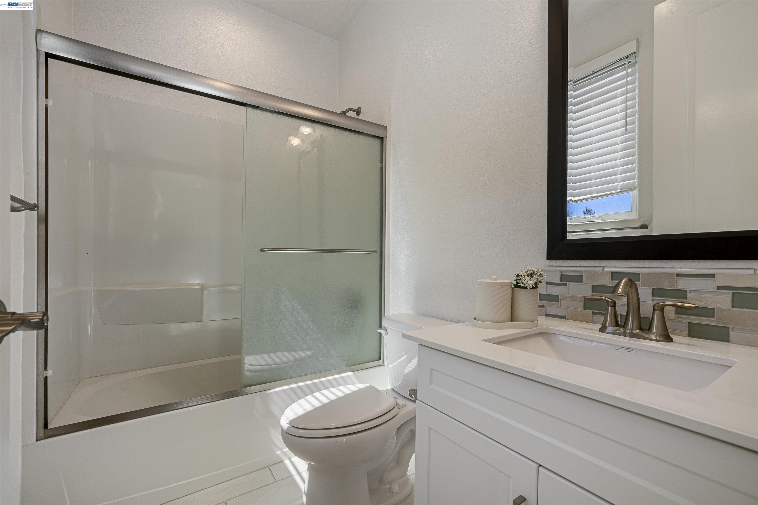 Detail Gallery Image 25 of 60 For 5509 El Dorado Ln, Dublin,  CA 94568 - 3 Beds | 3/1 Baths