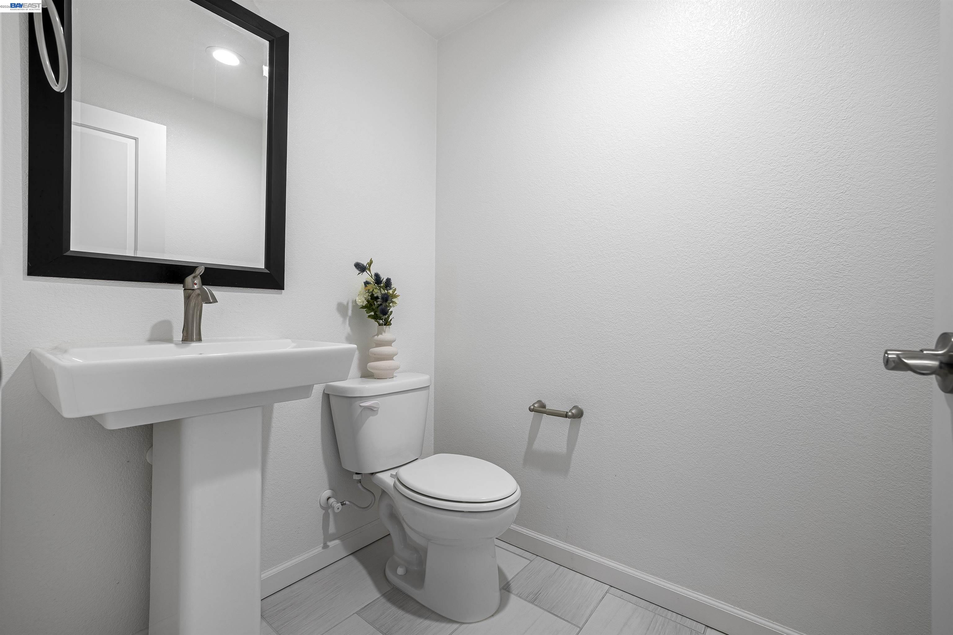 Detail Gallery Image 35 of 60 For 5509 El Dorado Ln, Dublin,  CA 94568 - 3 Beds | 3/1 Baths