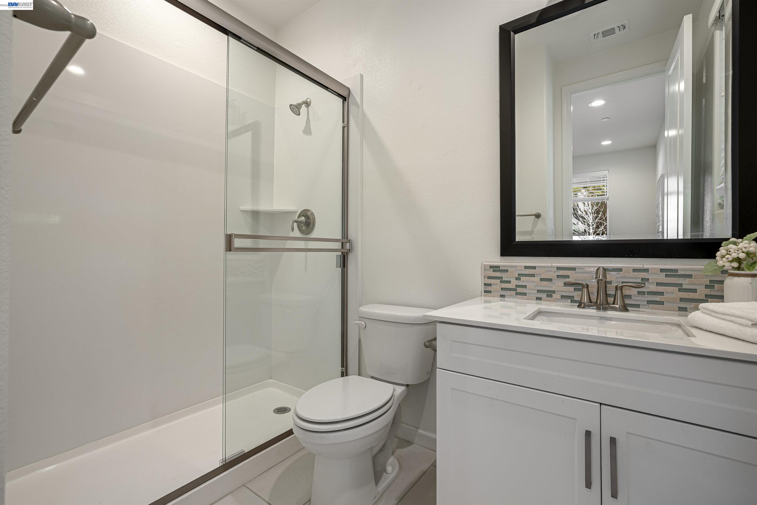 Detail Gallery Image 38 of 60 For 5509 El Dorado Ln, Dublin,  CA 94568 - 3 Beds | 3/1 Baths