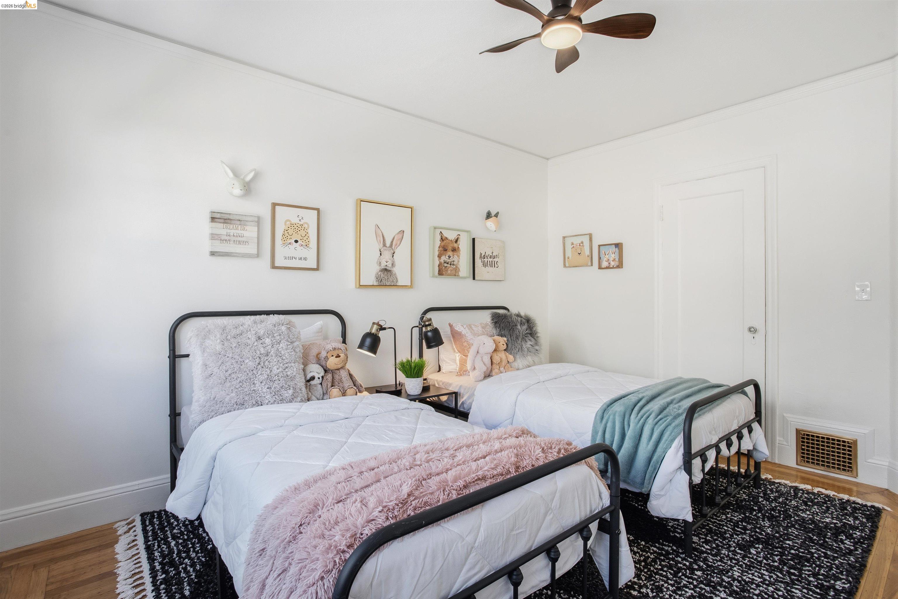 Detail Gallery Image 25 of 56 For 2900 Sheffield Ave, Oakland,  CA 94602 - 4 Beds | 2 Baths