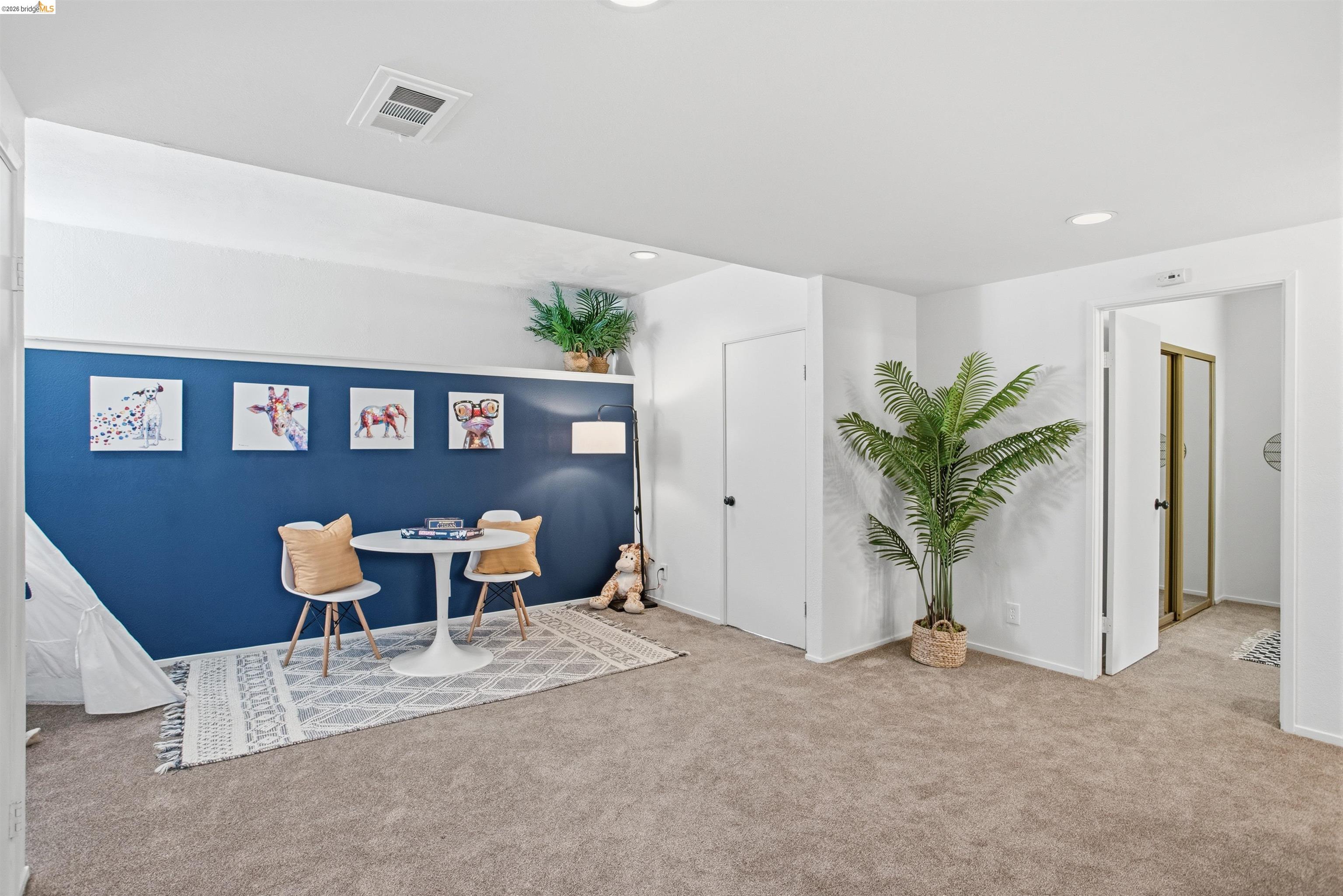 Detail Gallery Image 27 of 56 For 2900 Sheffield Ave, Oakland,  CA 94602 - 4 Beds | 2 Baths