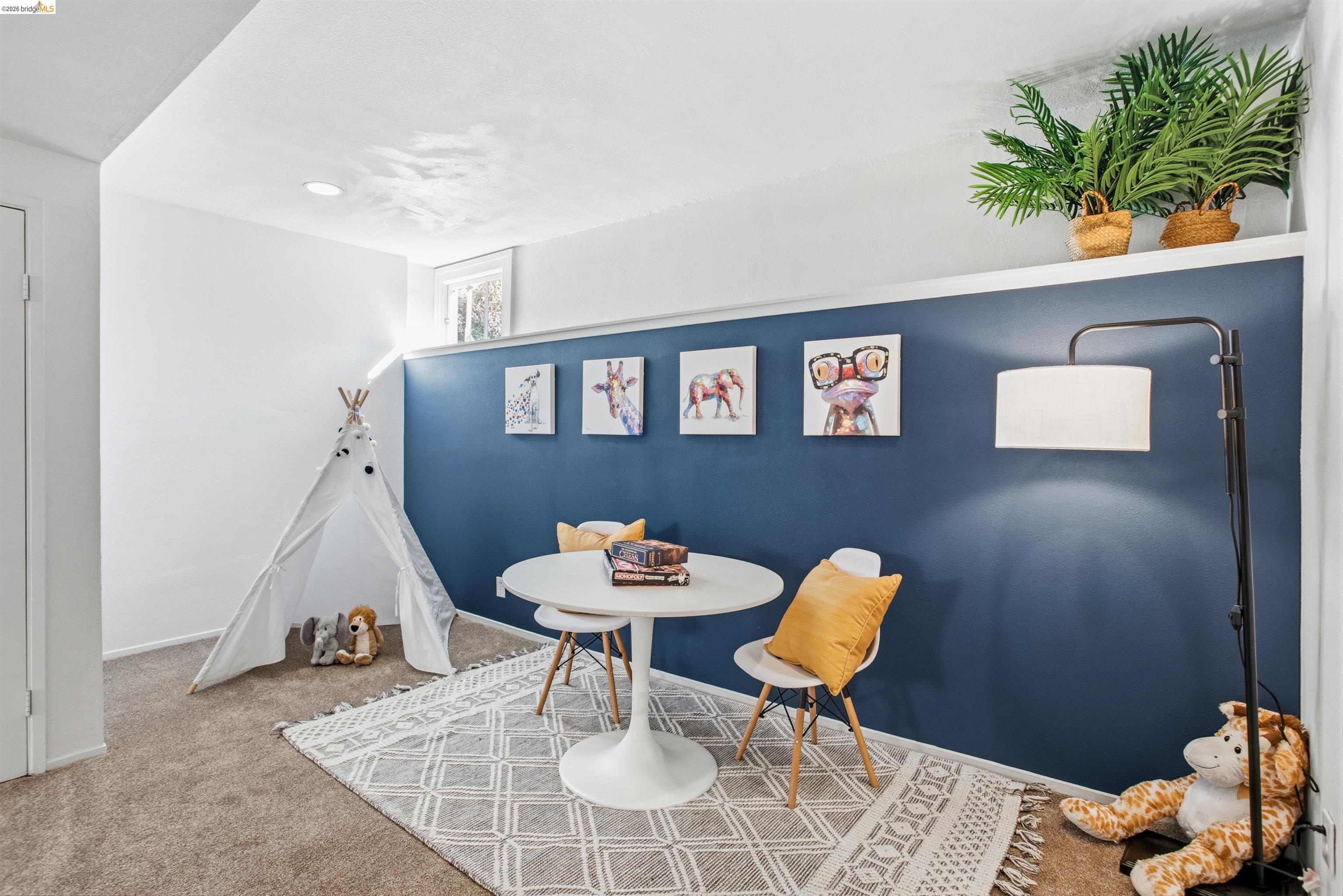 Detail Gallery Image 28 of 56 For 2900 Sheffield Ave, Oakland,  CA 94602 - 4 Beds | 2 Baths