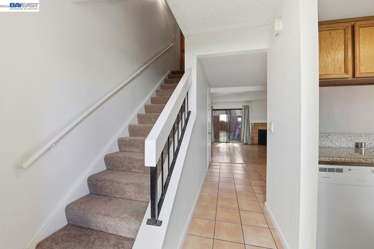 Photo #3: 41128503 Listing: Photo #3