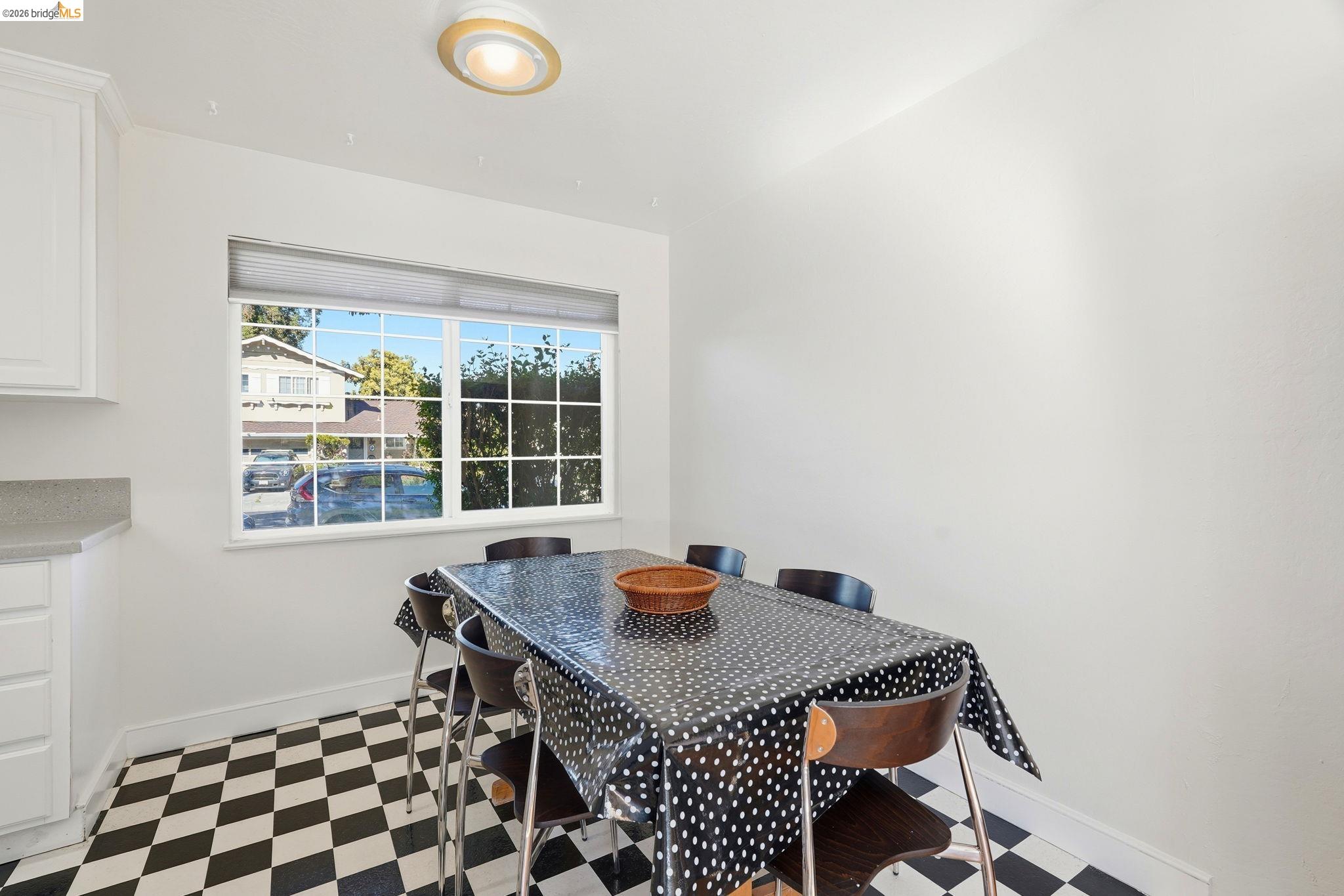 Detail Gallery Image 12 of 35 For 1727 Andrea Pl, Santa Clara,  CA 95051 - 3 Beds | 2/1 Baths