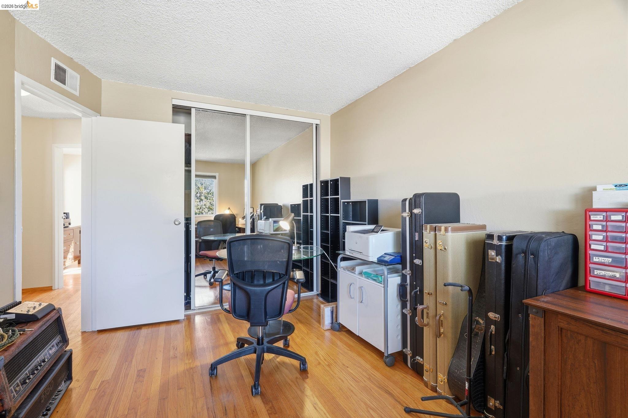 Detail Gallery Image 15 of 35 For 1727 Andrea Pl, Santa Clara,  CA 95051 - 3 Beds | 2/1 Baths