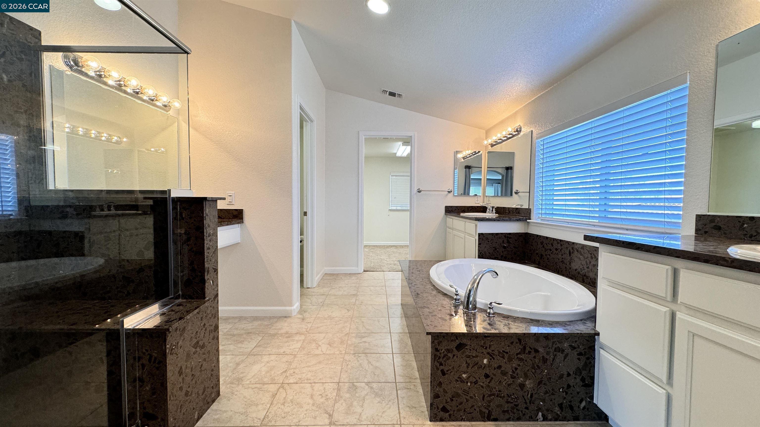 Detail Gallery Image 18 of 44 For 76 Tampico Ct, Bay Point,  CA 94565 - 5 Beds | 3 Baths