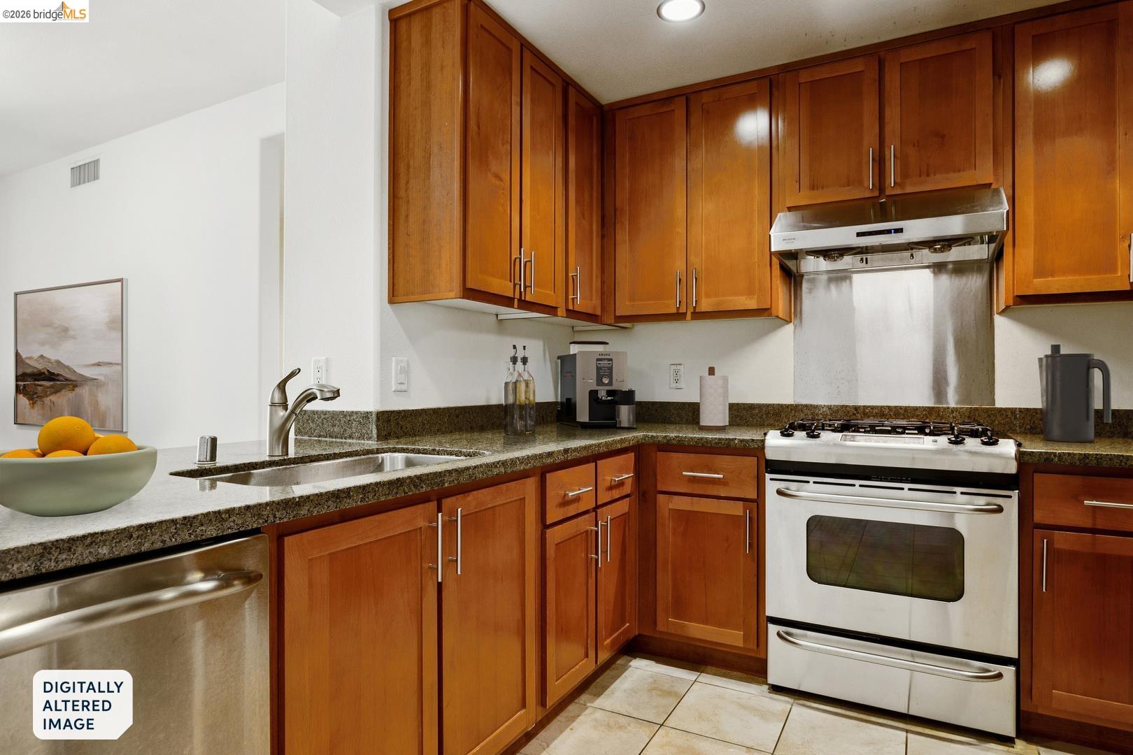 Photo #2: 41128507 Listing: Photo #2