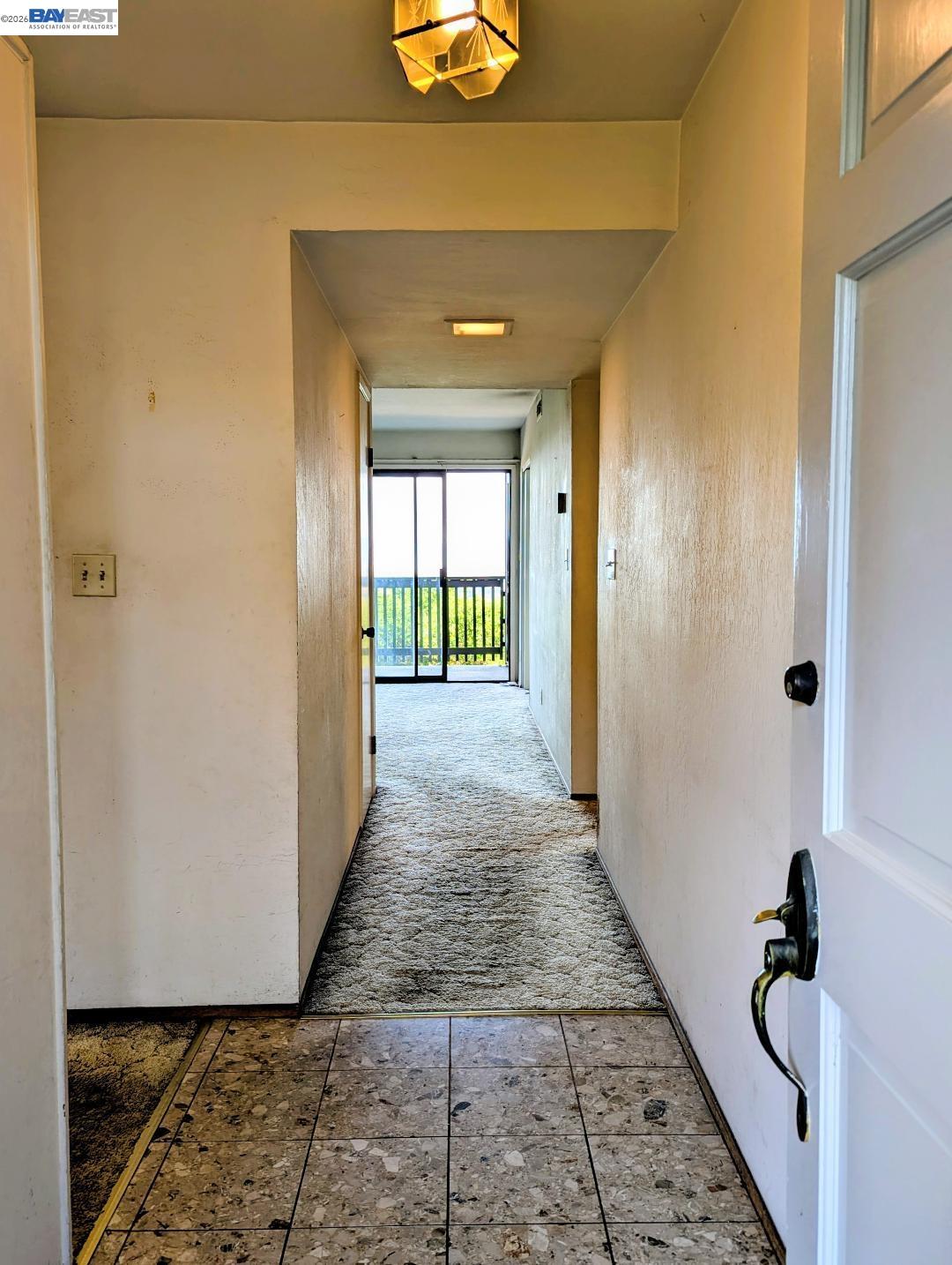 Photo #3: 41128508 Listing: Photo #3