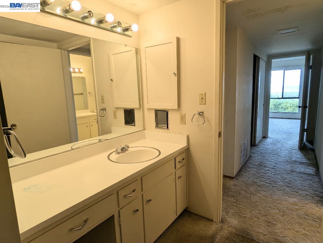 Photo #7: 41128508 Listing: Photo #7